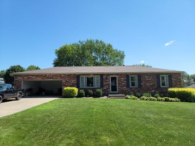 Brand: Atlas Pinnacle Color: Pristine Scotchgard Heather Drip: Musket Brown