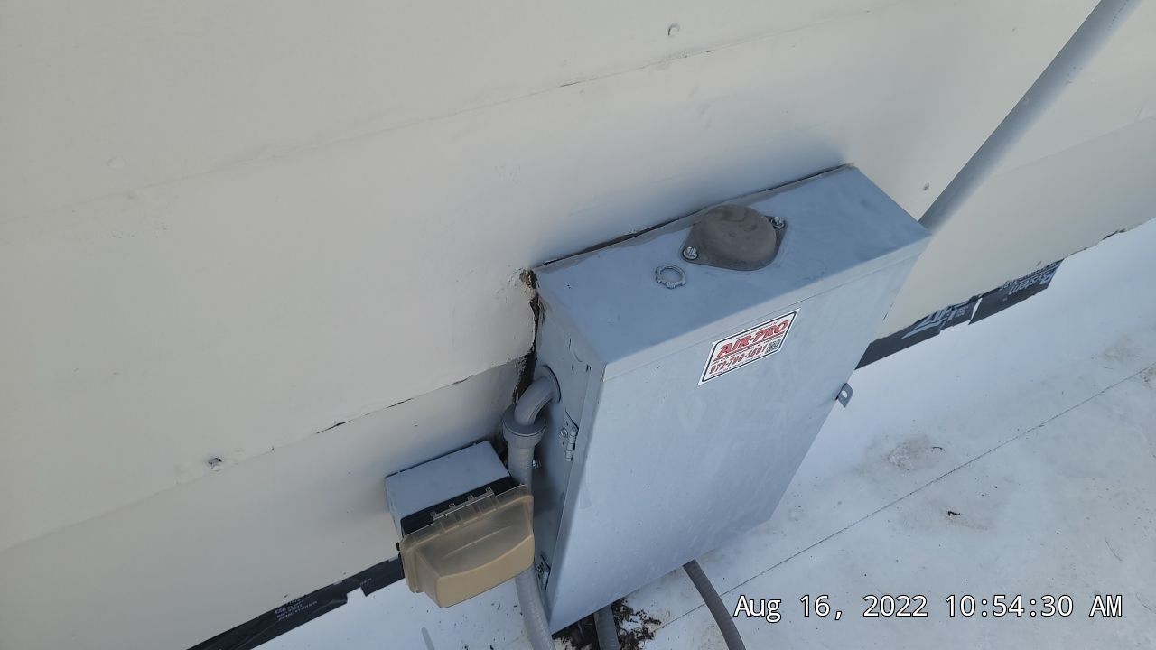 Siding Repair  by Tex-Line Roofing