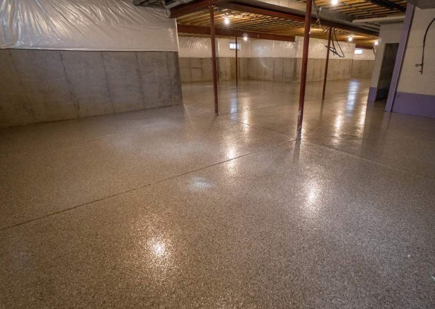 Creekbed Flake Basement Floor Coating by Level 10 Coatings