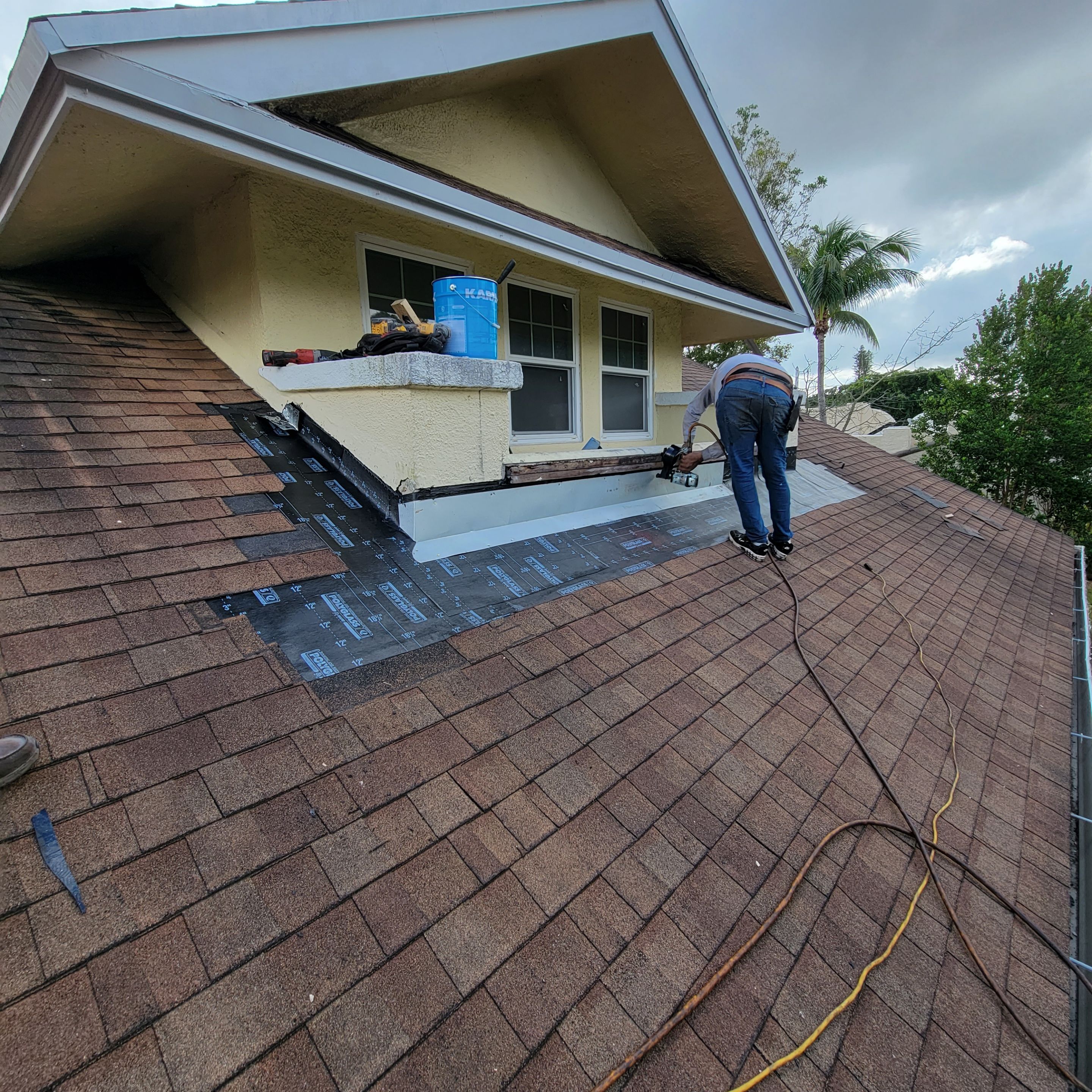 NE 5th Ave, Pompano Beach, FL by G&J Roofing 