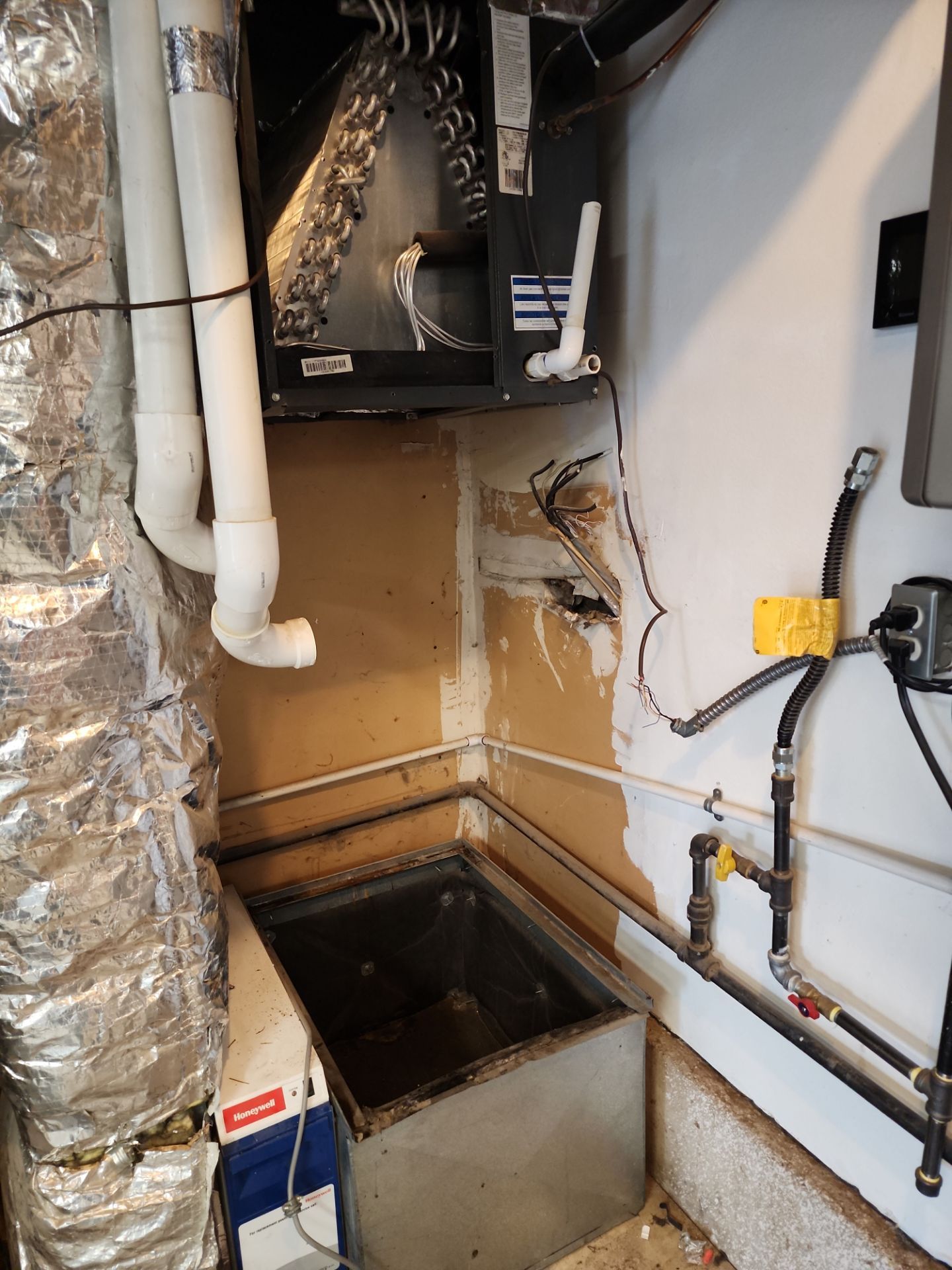 Project in Gladstone by HVA Climate Control