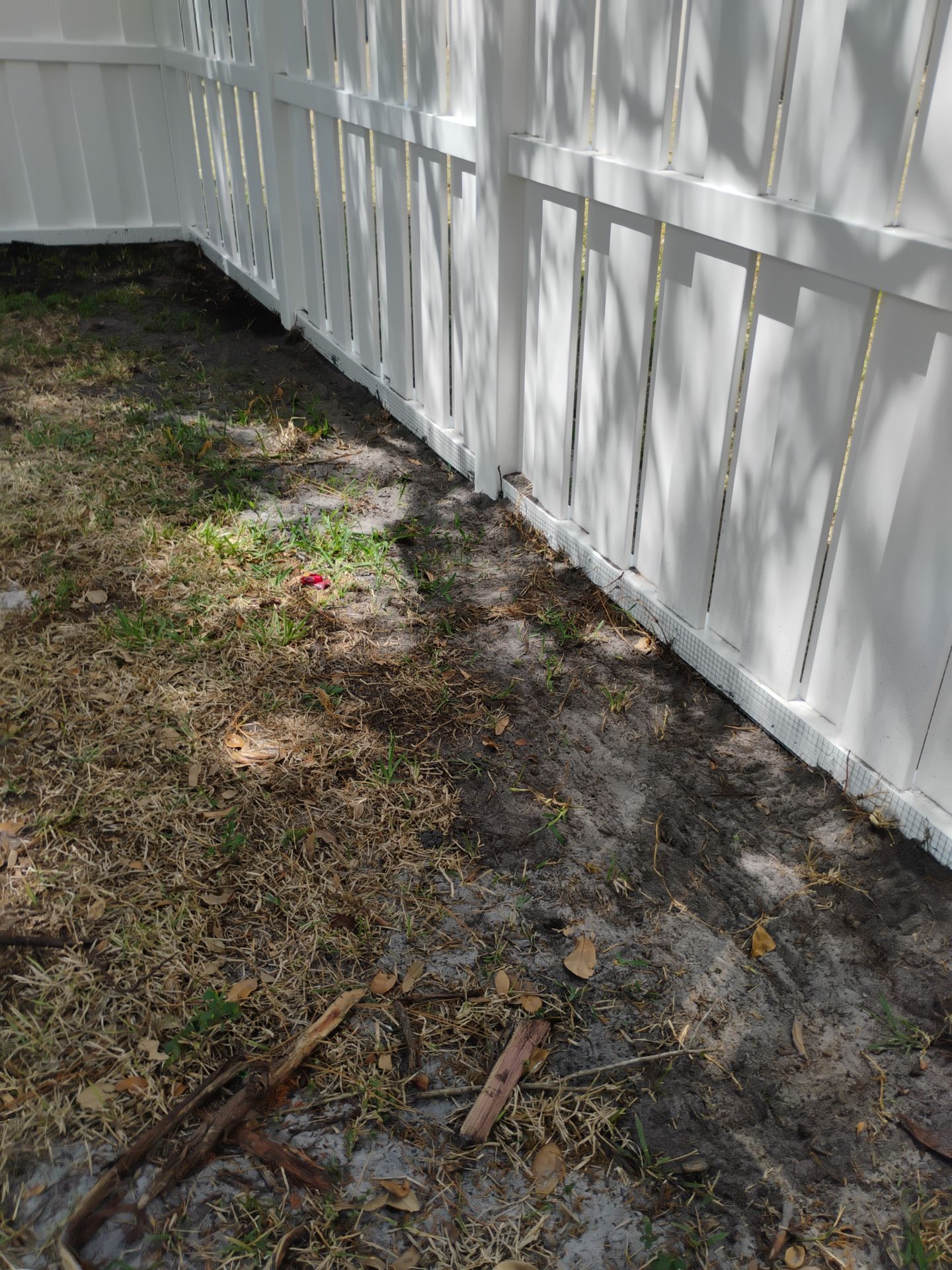 Vinyl Shadowbox Installation in Venice by True Fence LLC