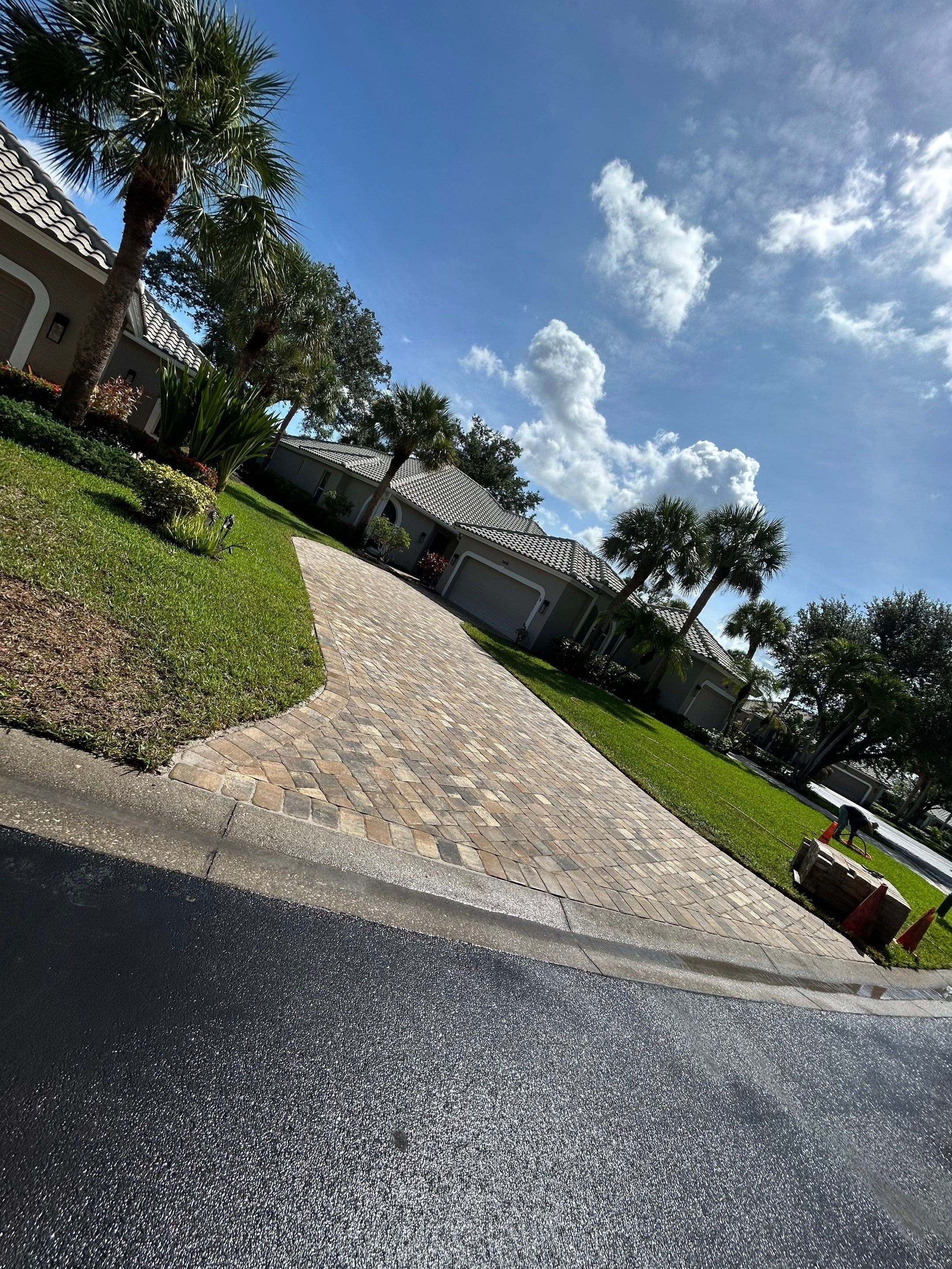 Concrete Driveway Replacement/Lake Crest Pelican landing by Old Town Pavers Llc