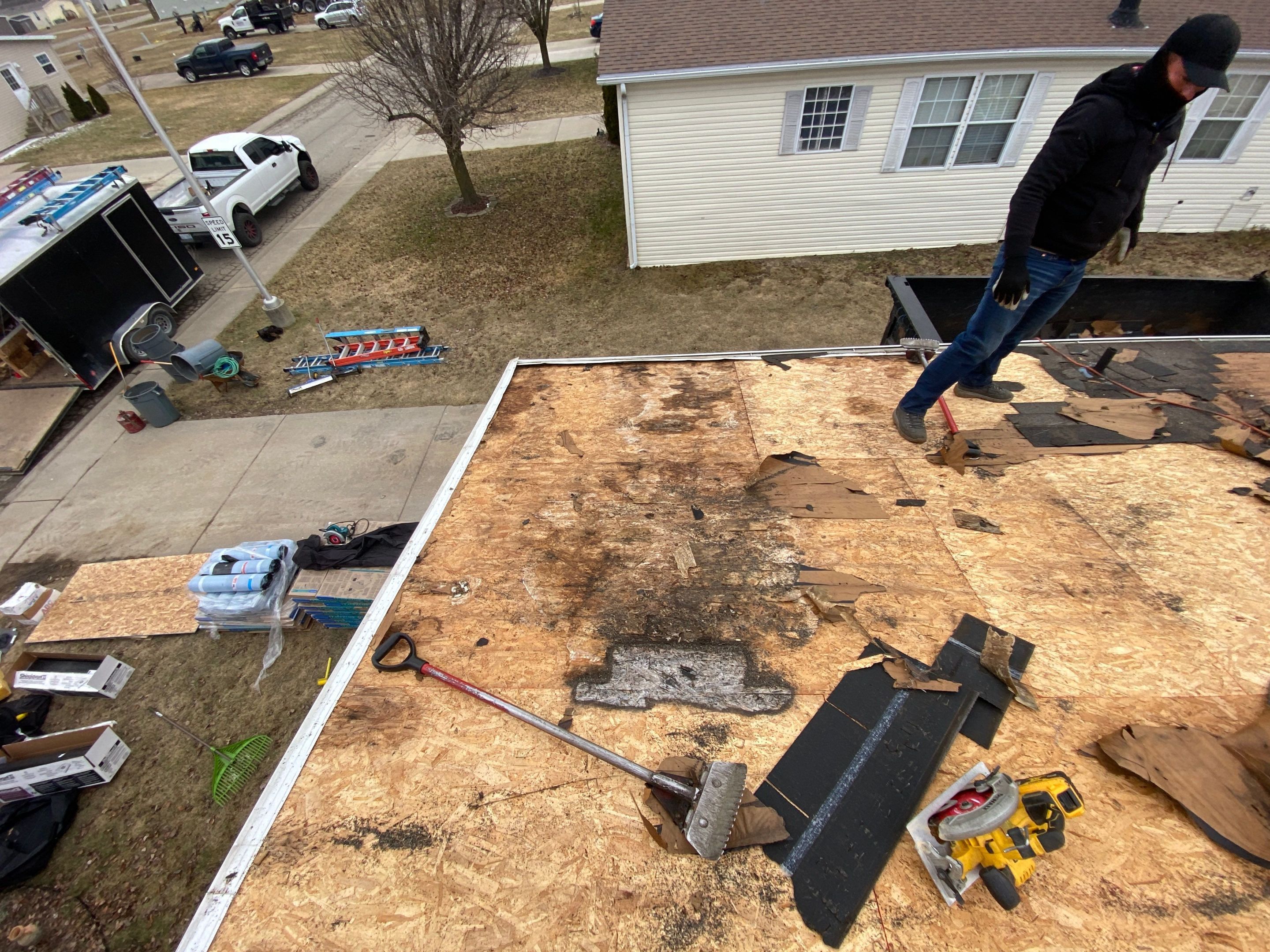 Roof Replacement using CertainTeed Landmark by 180 Contractors