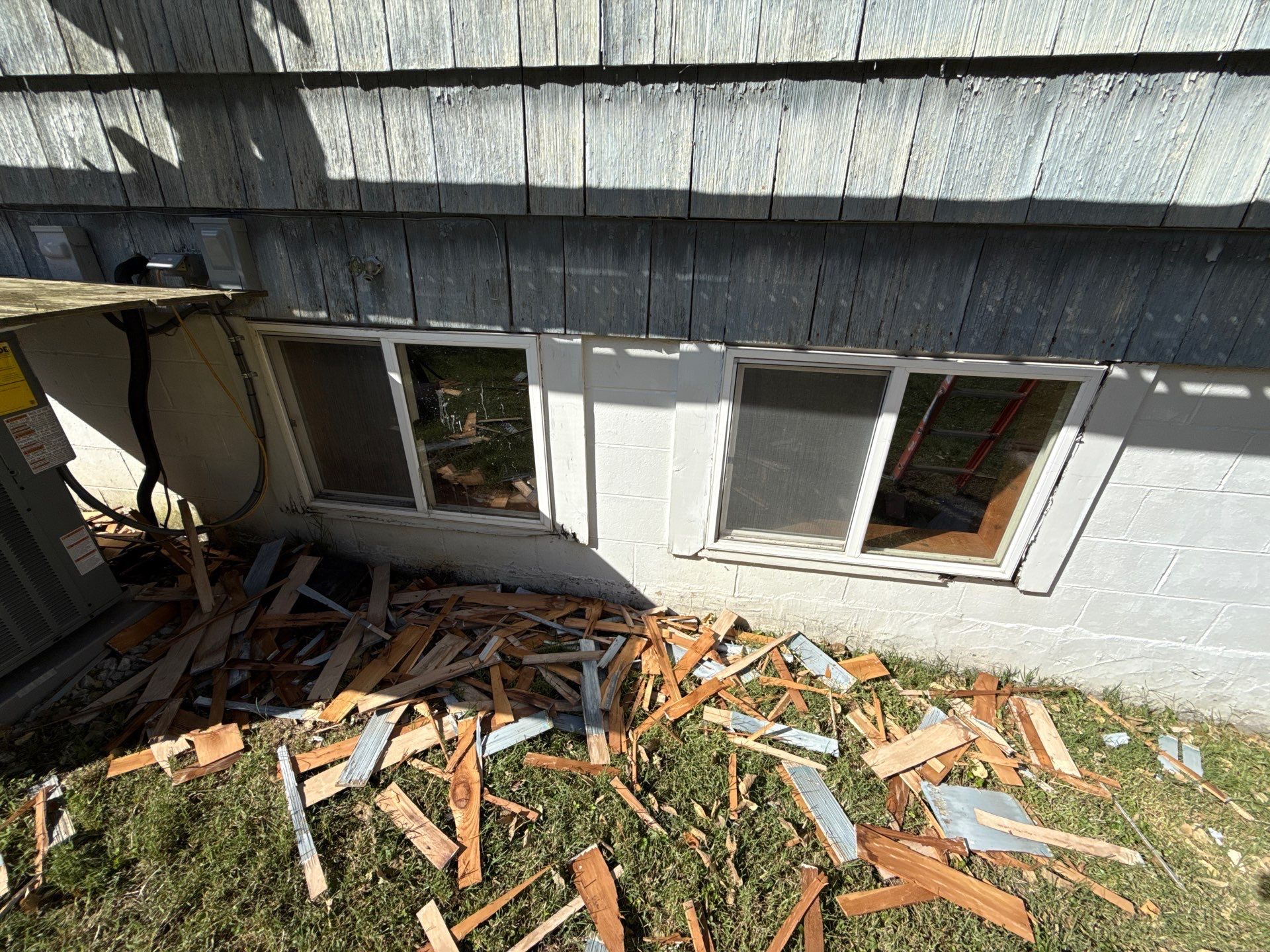 Feeling Blue in Weston Mo - Time for a Makeover  by EEC  Windows, Siding & Roofing 