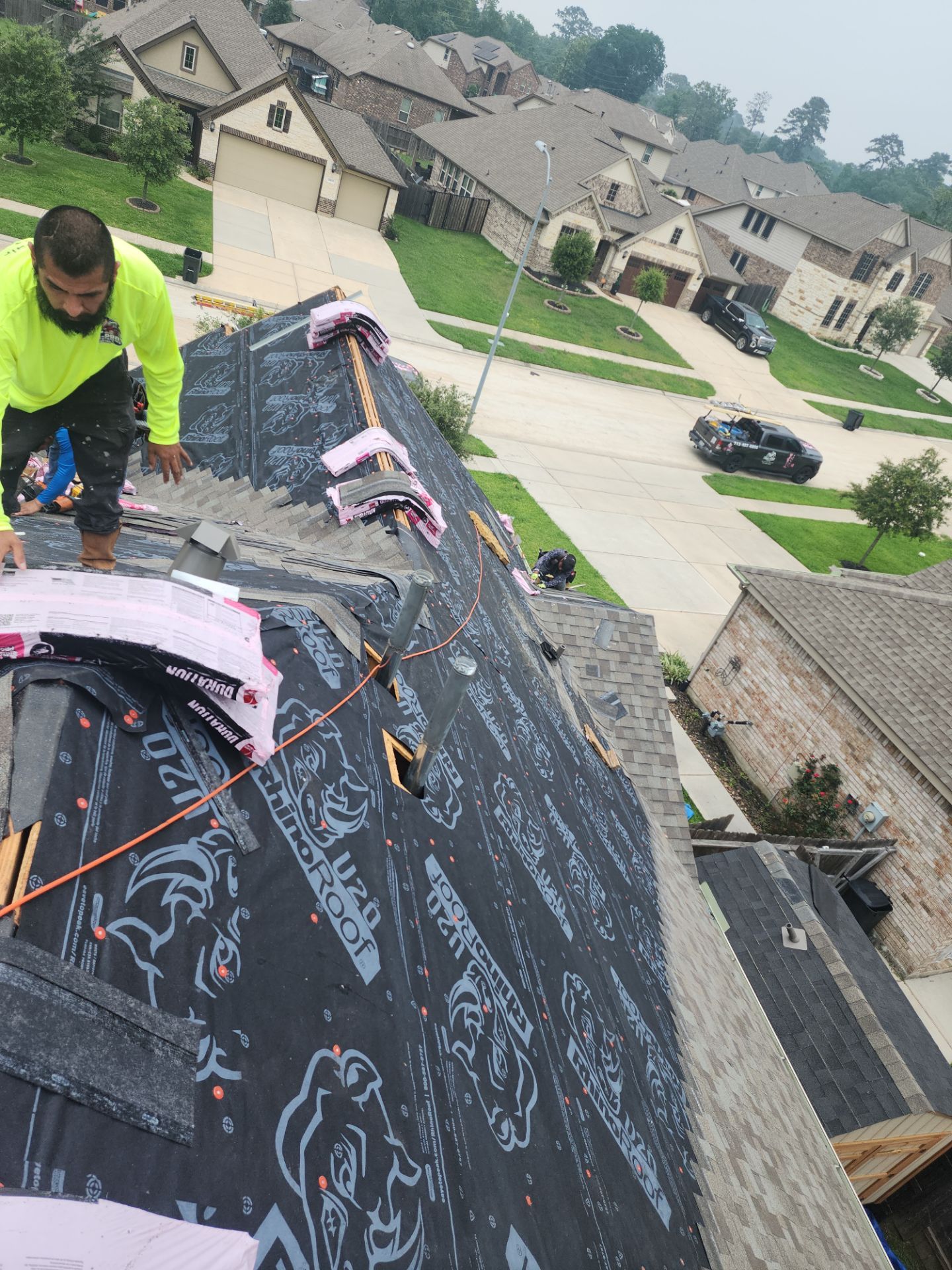 Residential Roofing Installation using Owen's Corning Duration (Lifetime) Shingles by Roof Repair Company