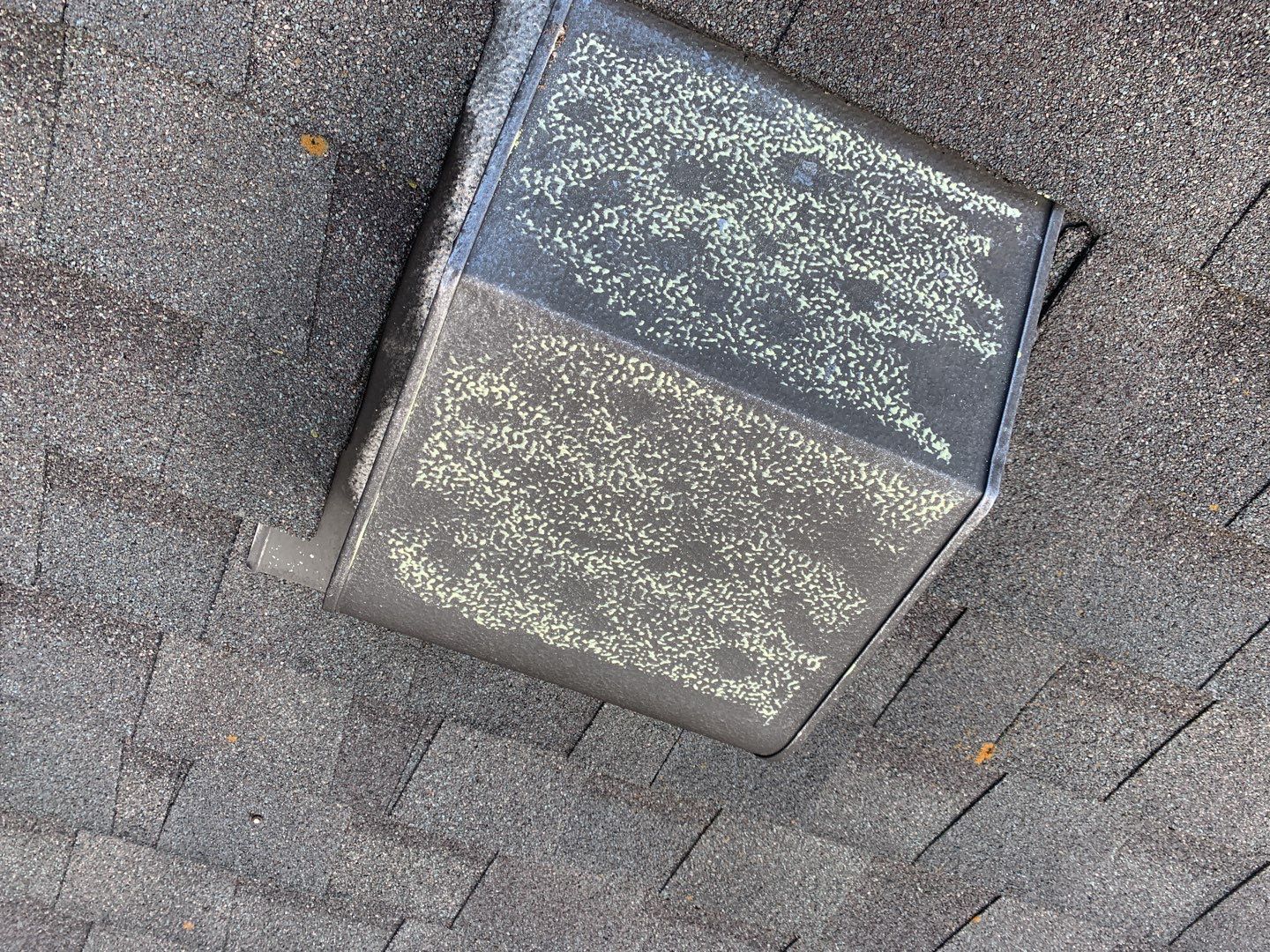 Residential Roofing Installation using Owens Corning Onyx Black Durations by WIW Enterprises Inc