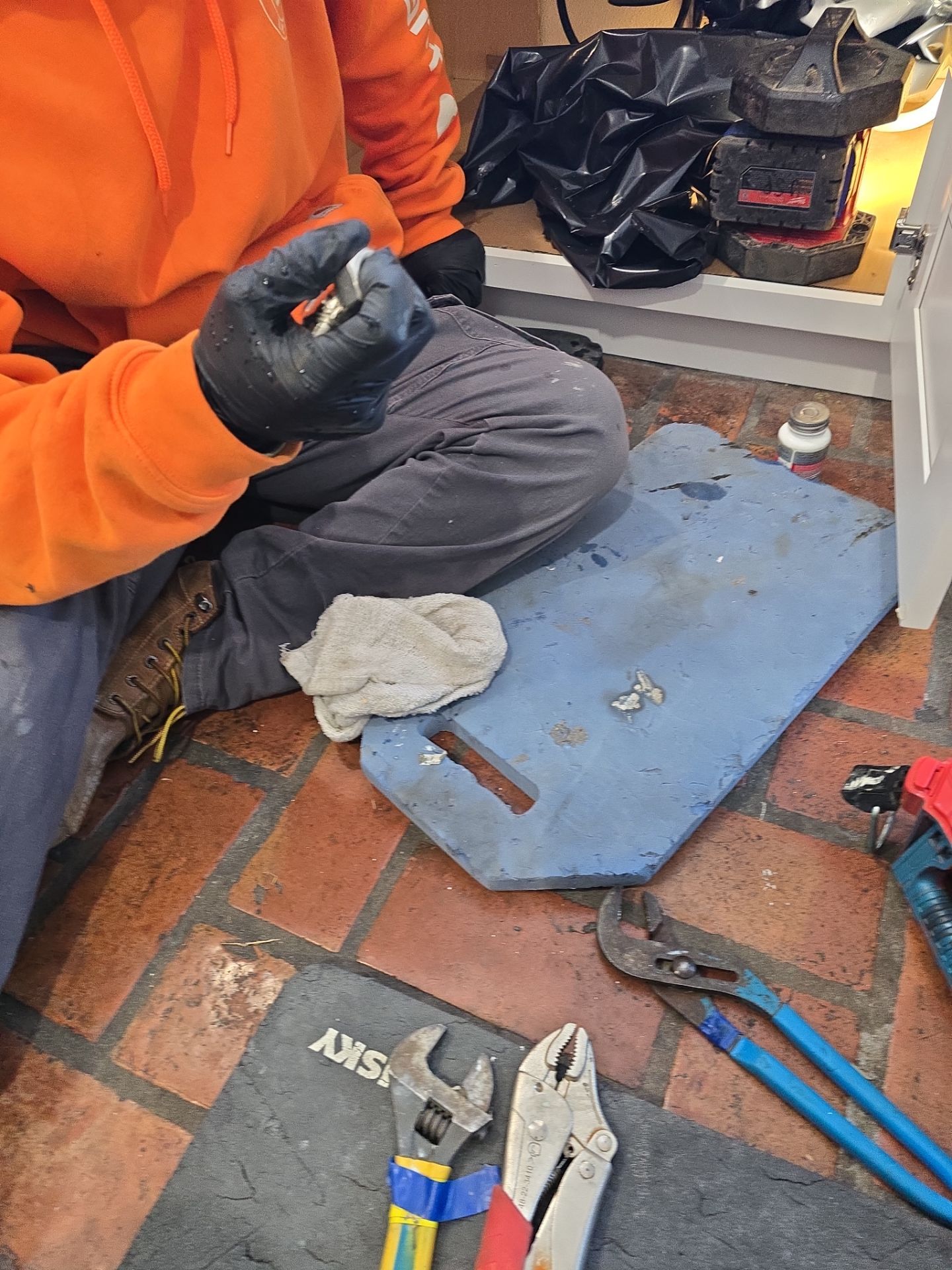 Water Leak Inspection & Repair by Us Plumbing 