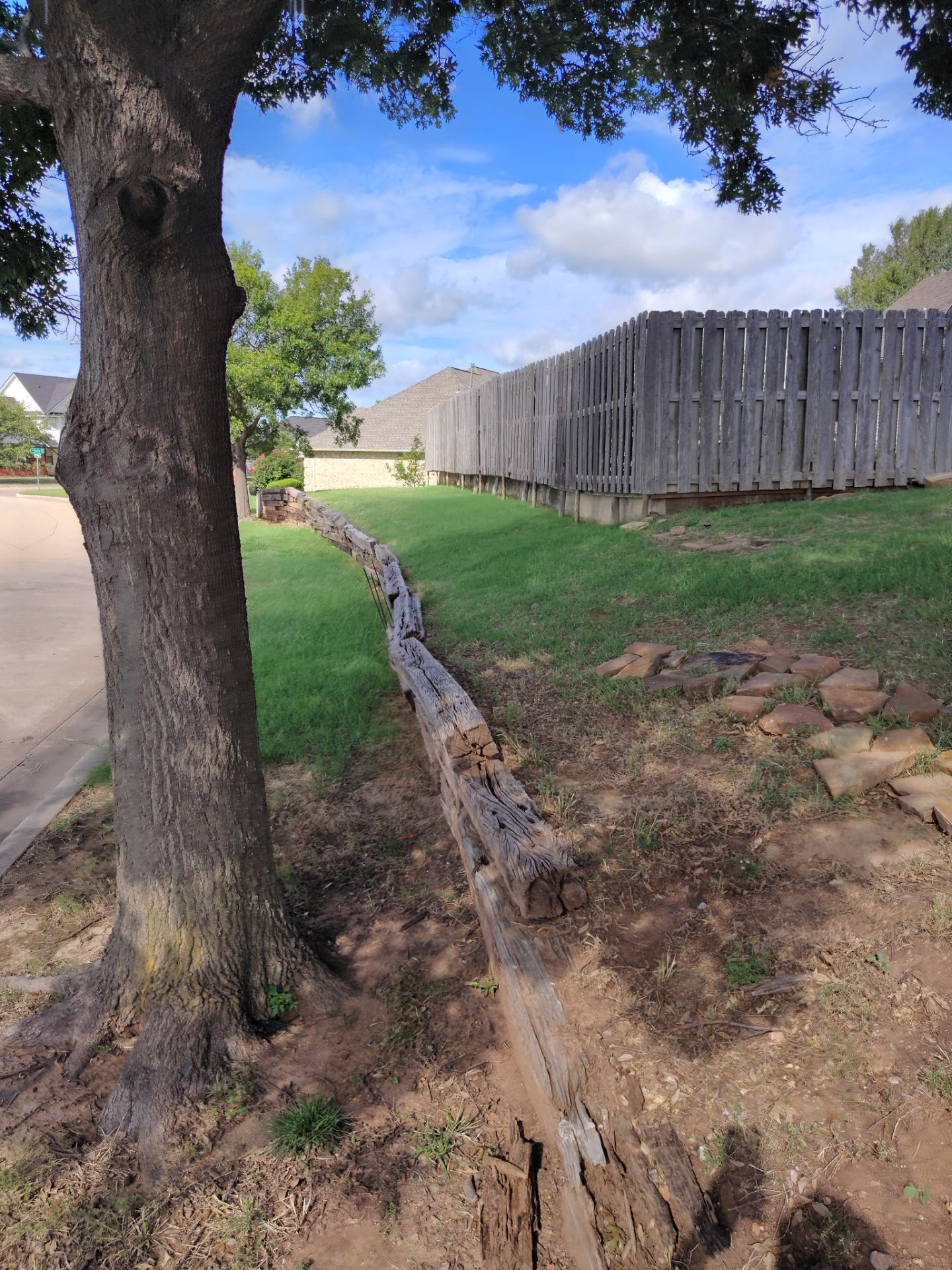 Retaining Wall by Clays Services Inc