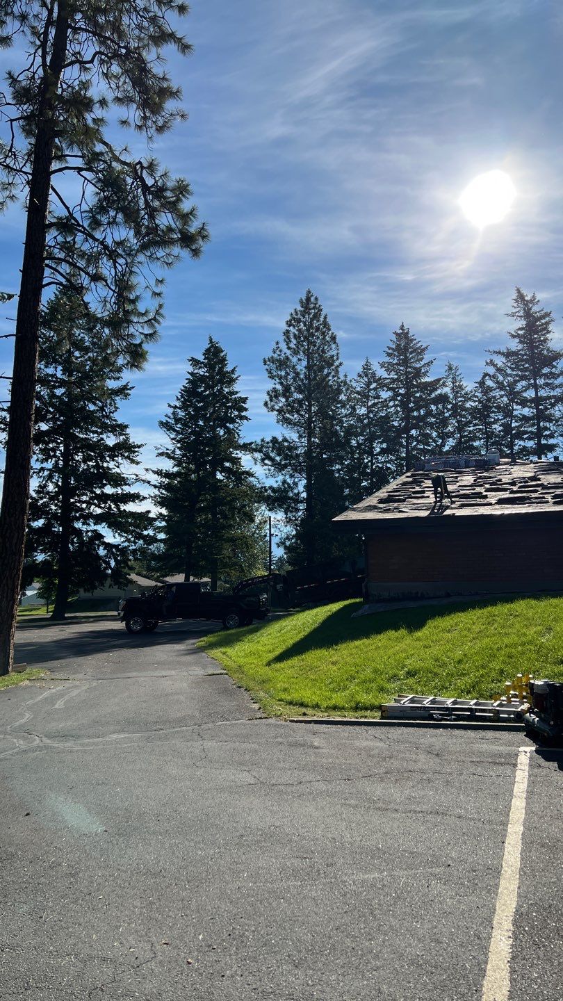 GAF Timberline HDZ - Charcoal by Montana Roofing Solutions