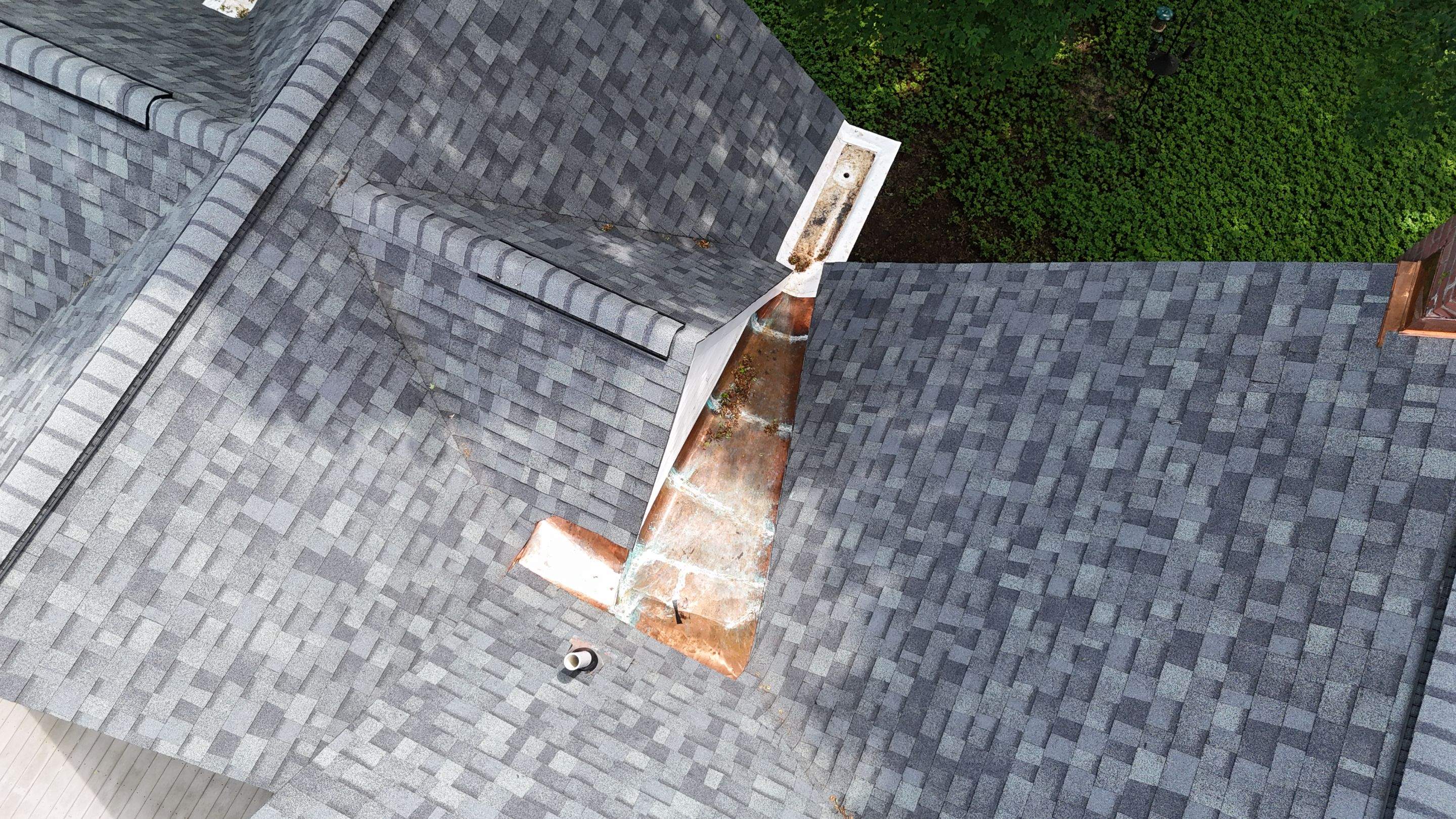Project in Cortlandt by The Energy Efficient Roofer & George's Seamless Gutters