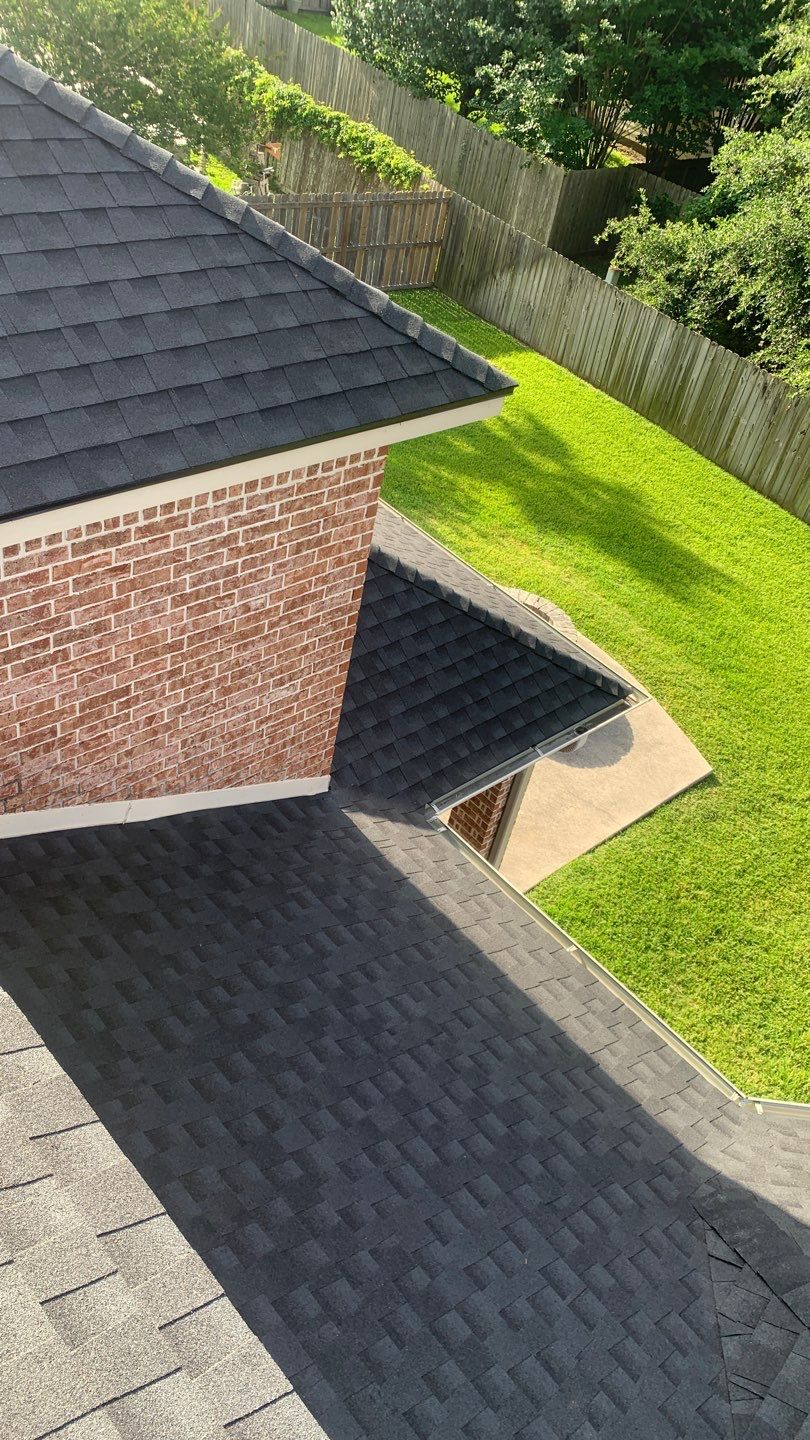 GAF HDZ - Charcoal by Elite Roofing LLC