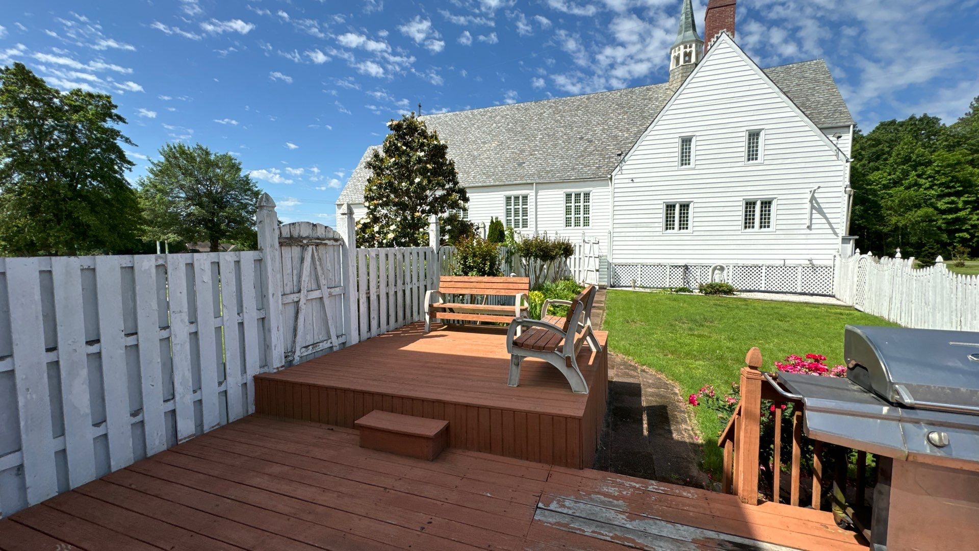 Church using Vinyl - Mastic - CarvedWood by ExteriorPros