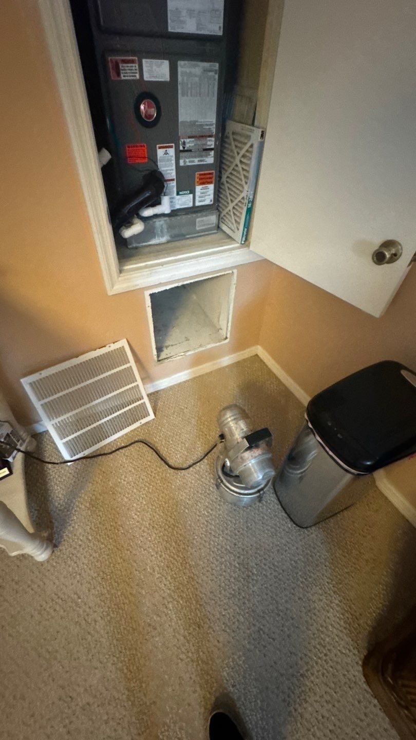Air duct and Bathroom Exhaust Cleaning in Apopka by Hygienic Air, Inc