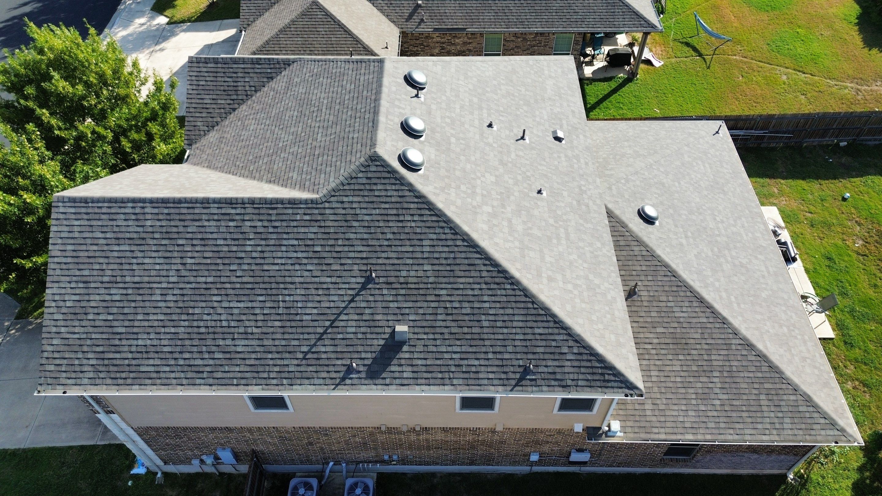 Residential Roof Replacement – Owens Corning Oakridge Driftwood in Georgetown, TX by Kstylez Roofing & Construction