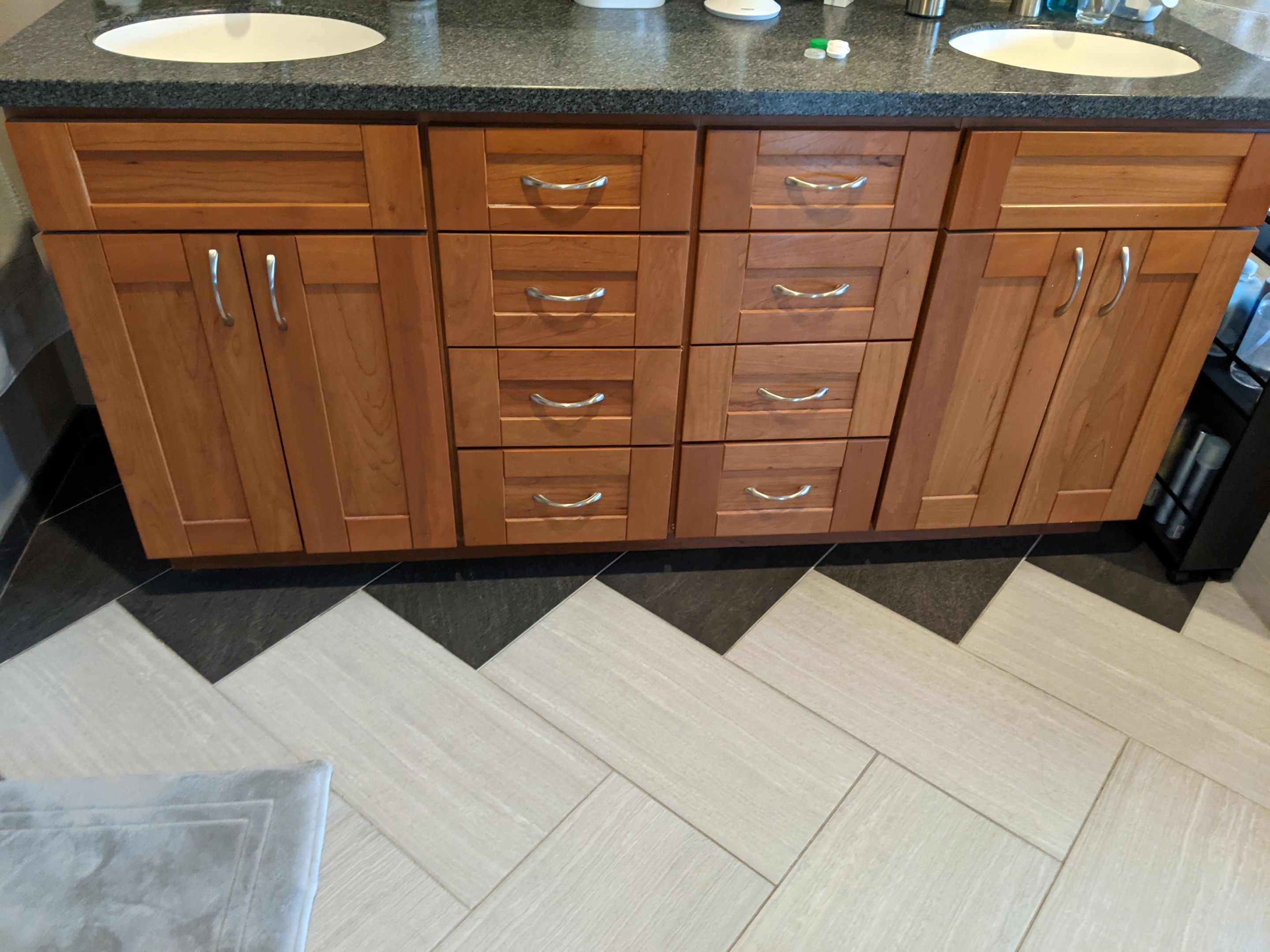 Kitchen Cabinet Repaint by Midnight Sun Painting