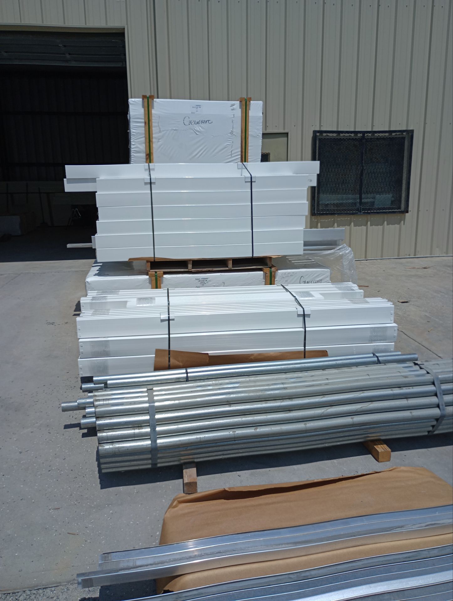 Hamilton Vinyl Privacy Project in Havelock by Superior Fence and Rail