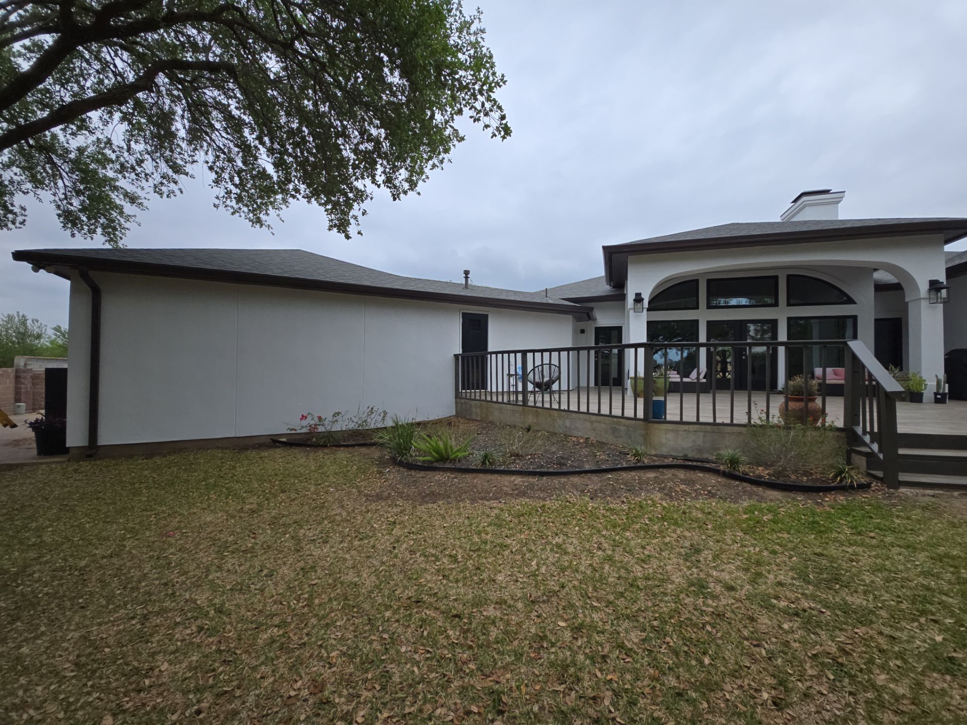Gutter Installation using Senox 6" Seamless K-Style Gutters: by JM Flores Roofing & Construction, Inc