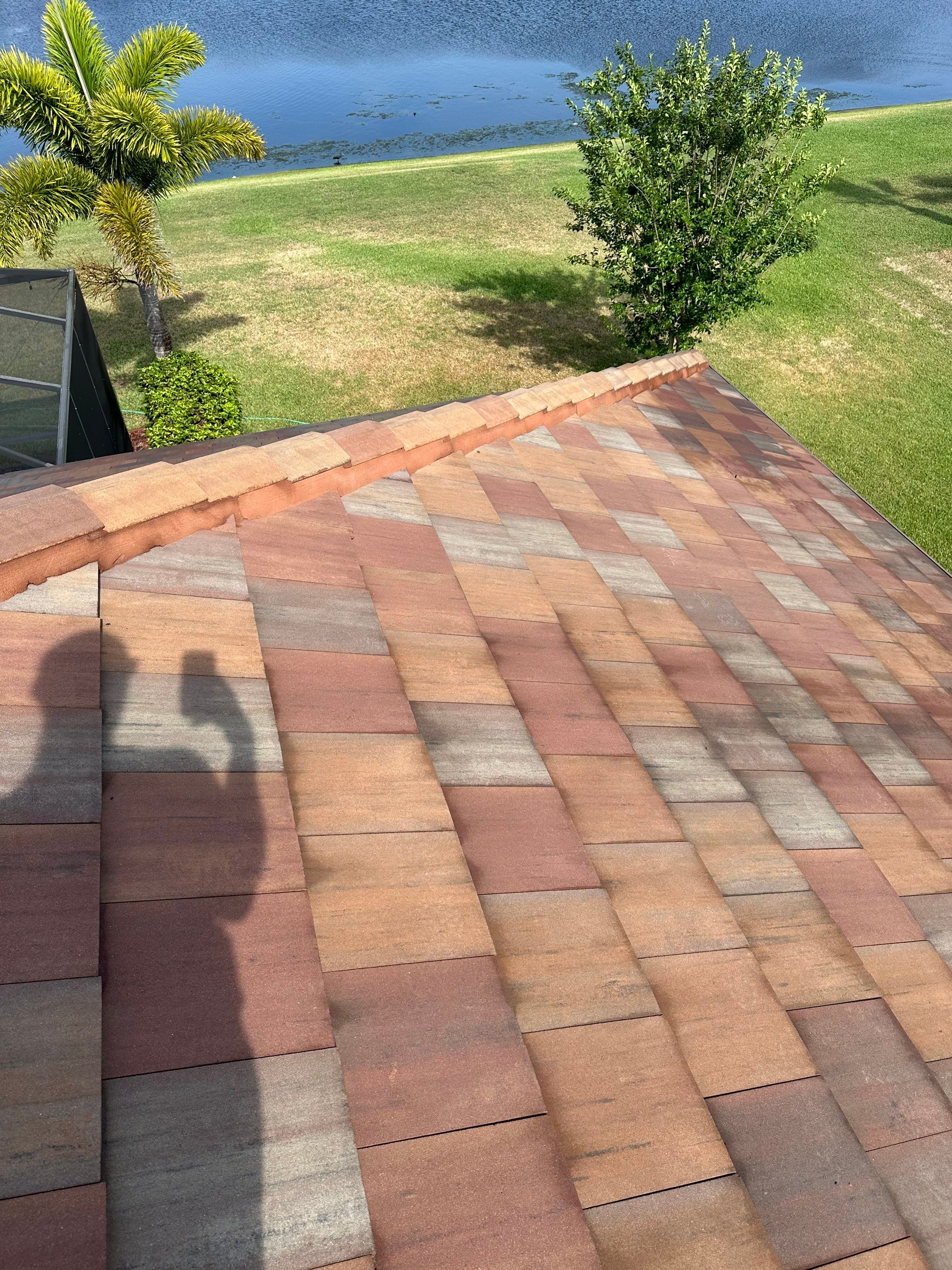 🏡 Tile Roof Cleaning – Gamble Creek Estates, Parrish, FL by Sunshine AquaWash