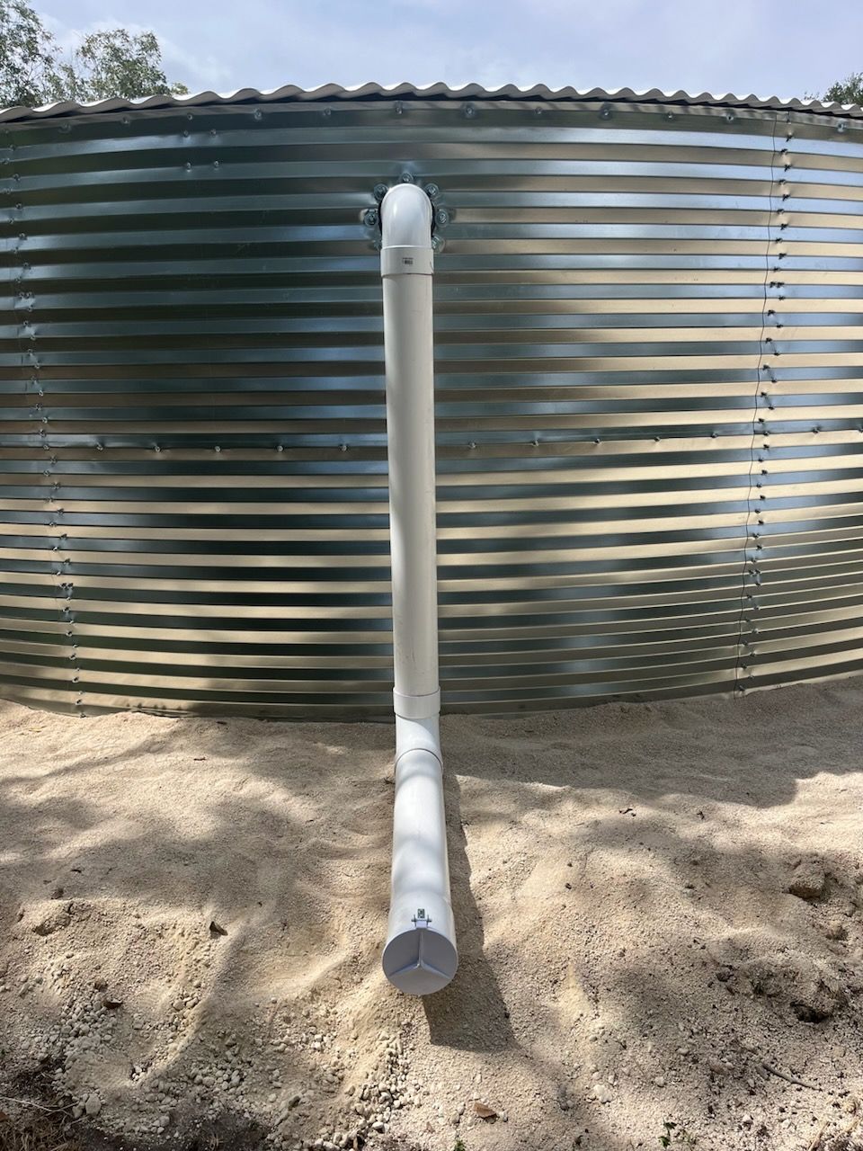 46.4 K - Dome Roof- Silver using  3302D Aqualine Tank by Hill Country Rain Water