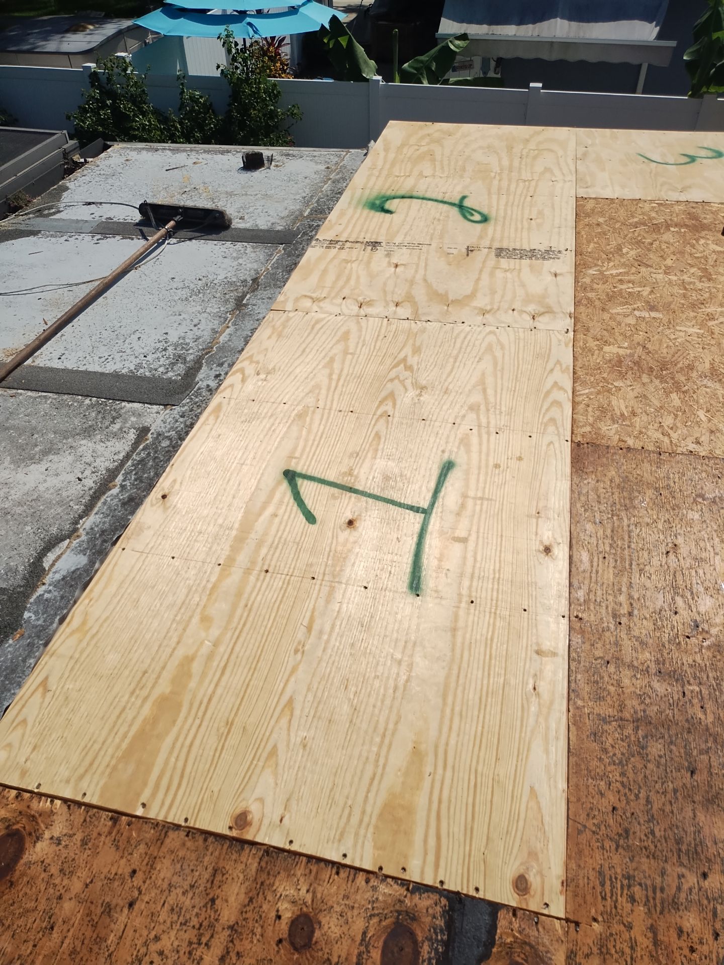 Project in Seminole 33776 by Mitchell Roofing Company LLC 
