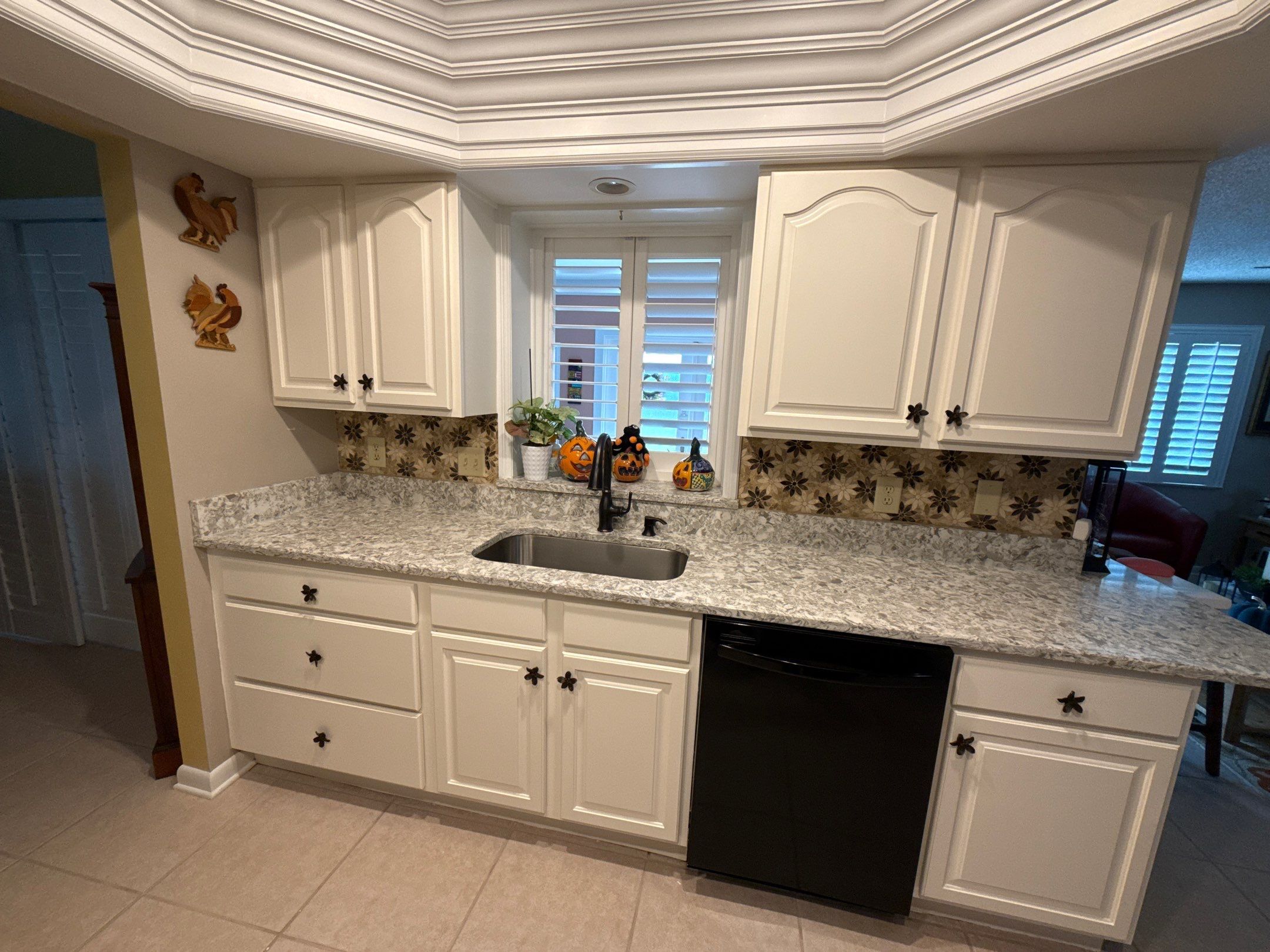 Cabinet Painting by Axtra Hand