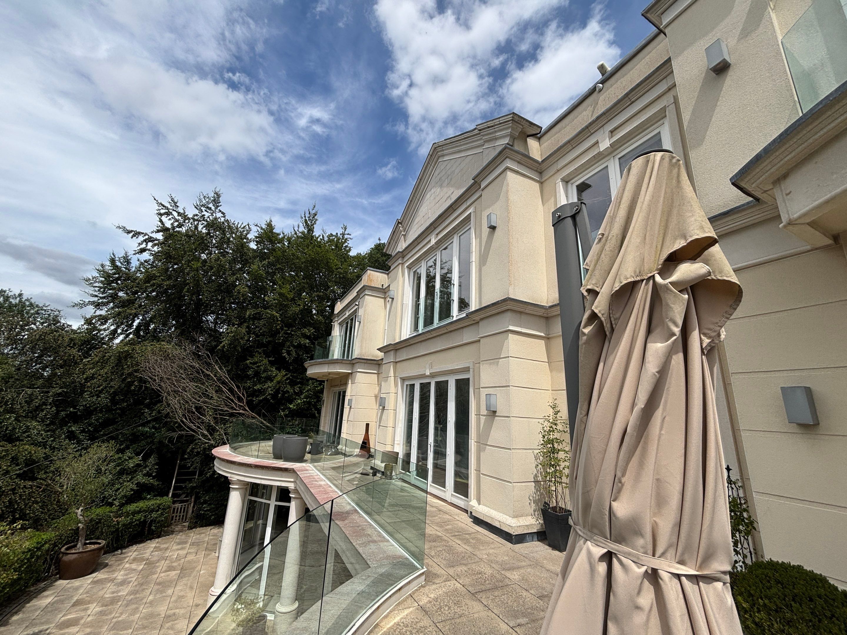 Full Exterior Cleaning of a Neoclassical Estate in Weybridge by Ges Exterior Cleaning ltd