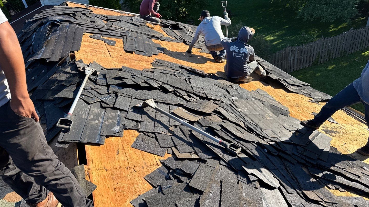 Roof Replacement using Owens Corning Onyx Black by 180 Contractors