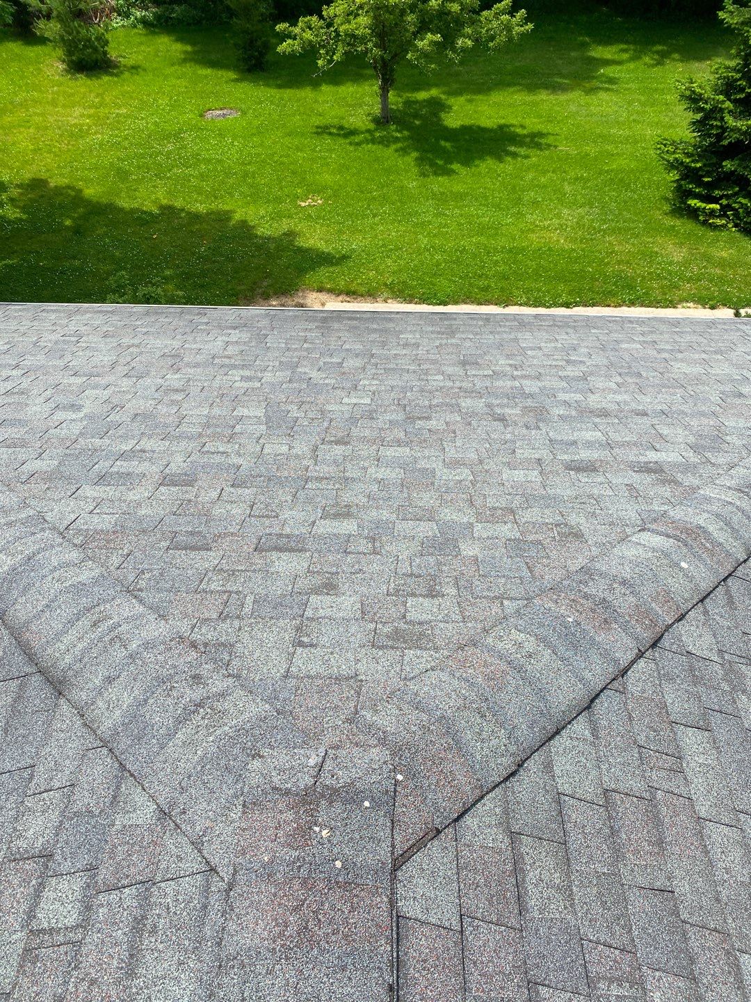 Landmark Pro Installation in Lewis Center by Best Roofing & Siding Company