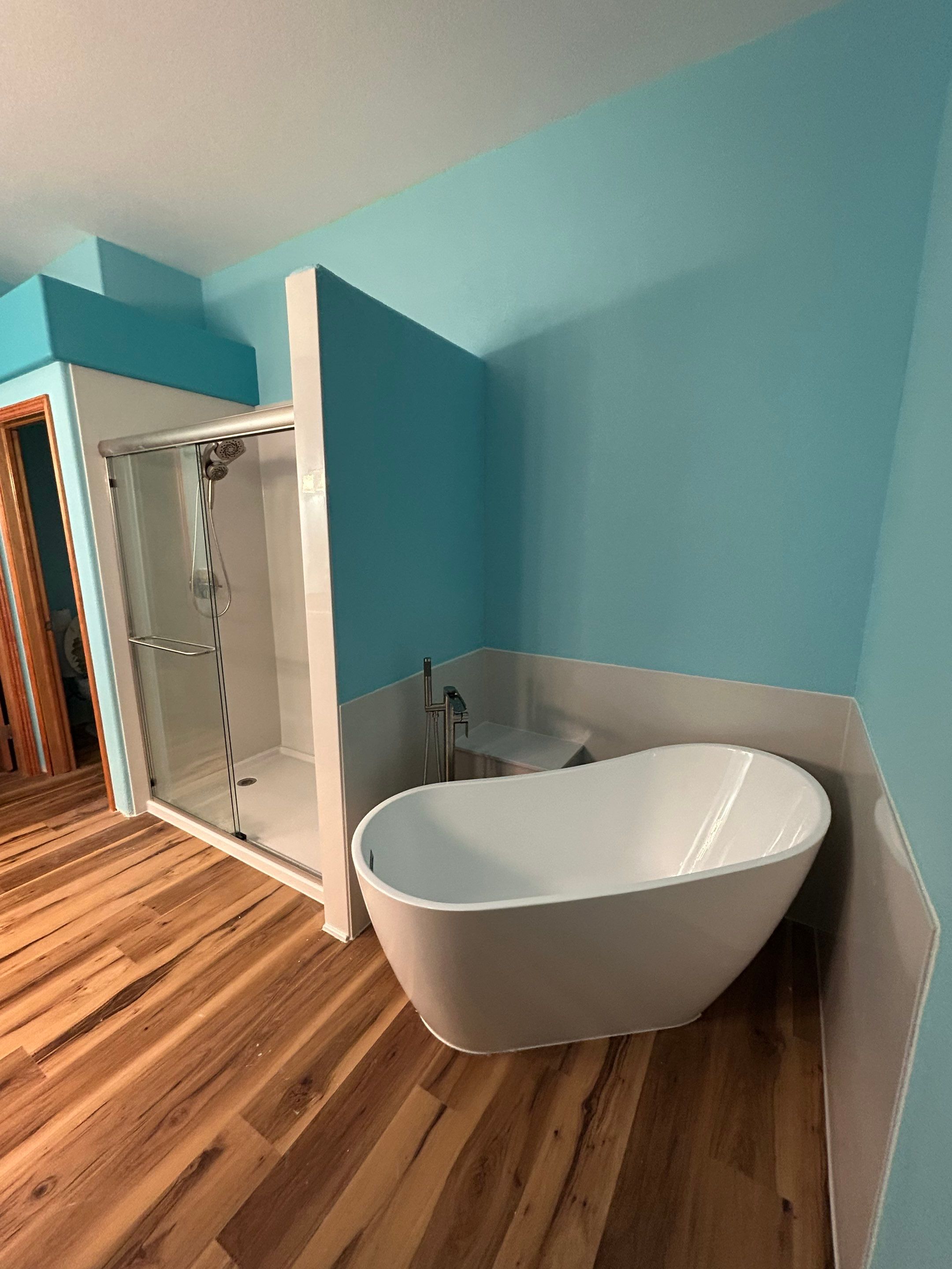 Master Bathroom Wet Area by Center Point Renovations