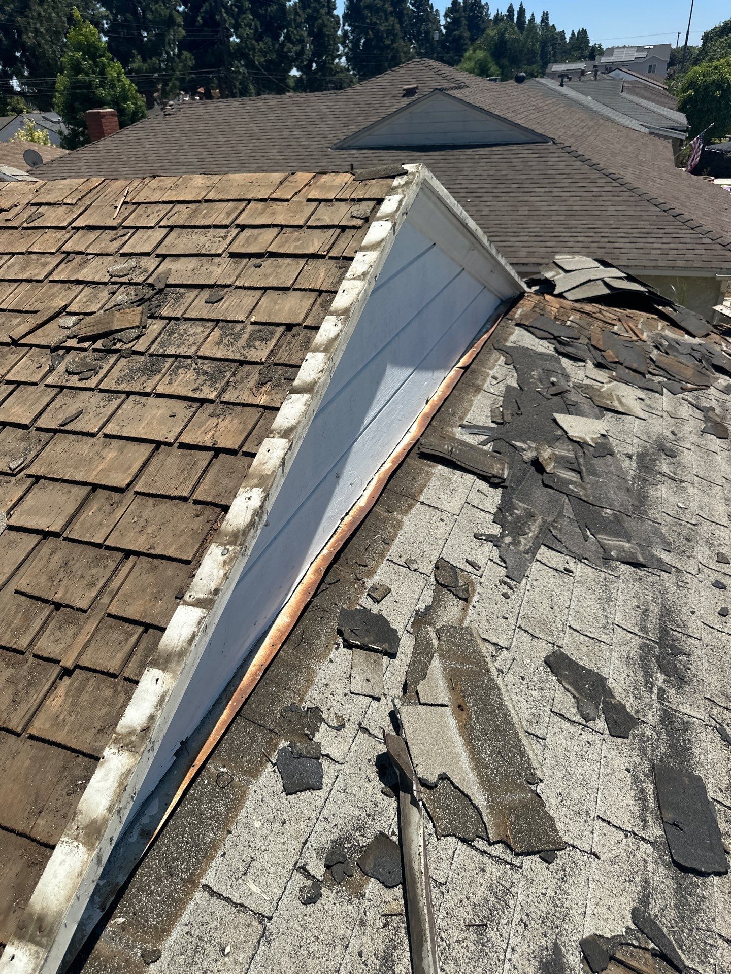 Roof Replacement - Lakewood, CA 90713 by Epic Roof Replacement