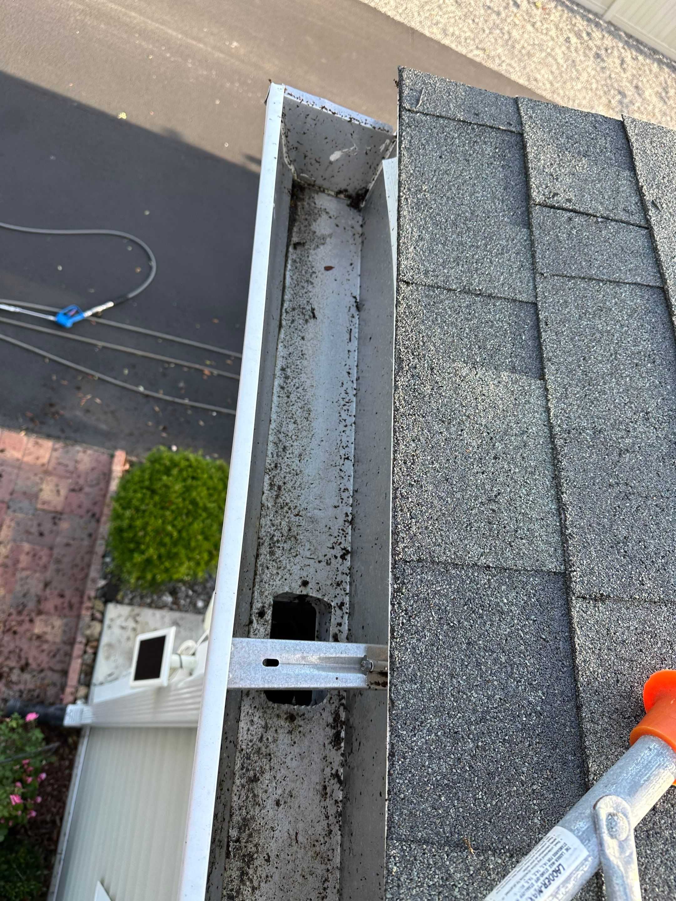 Gutter Cleaning and House Washing Services  by Sunshine AquaWash