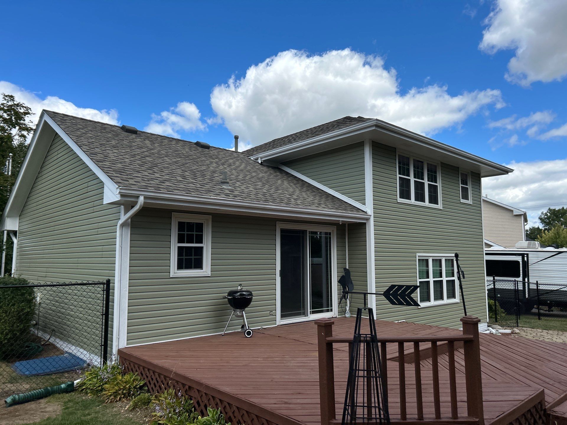Vinyl siding in Pleasant Hill, IA by Blu Ember Properties