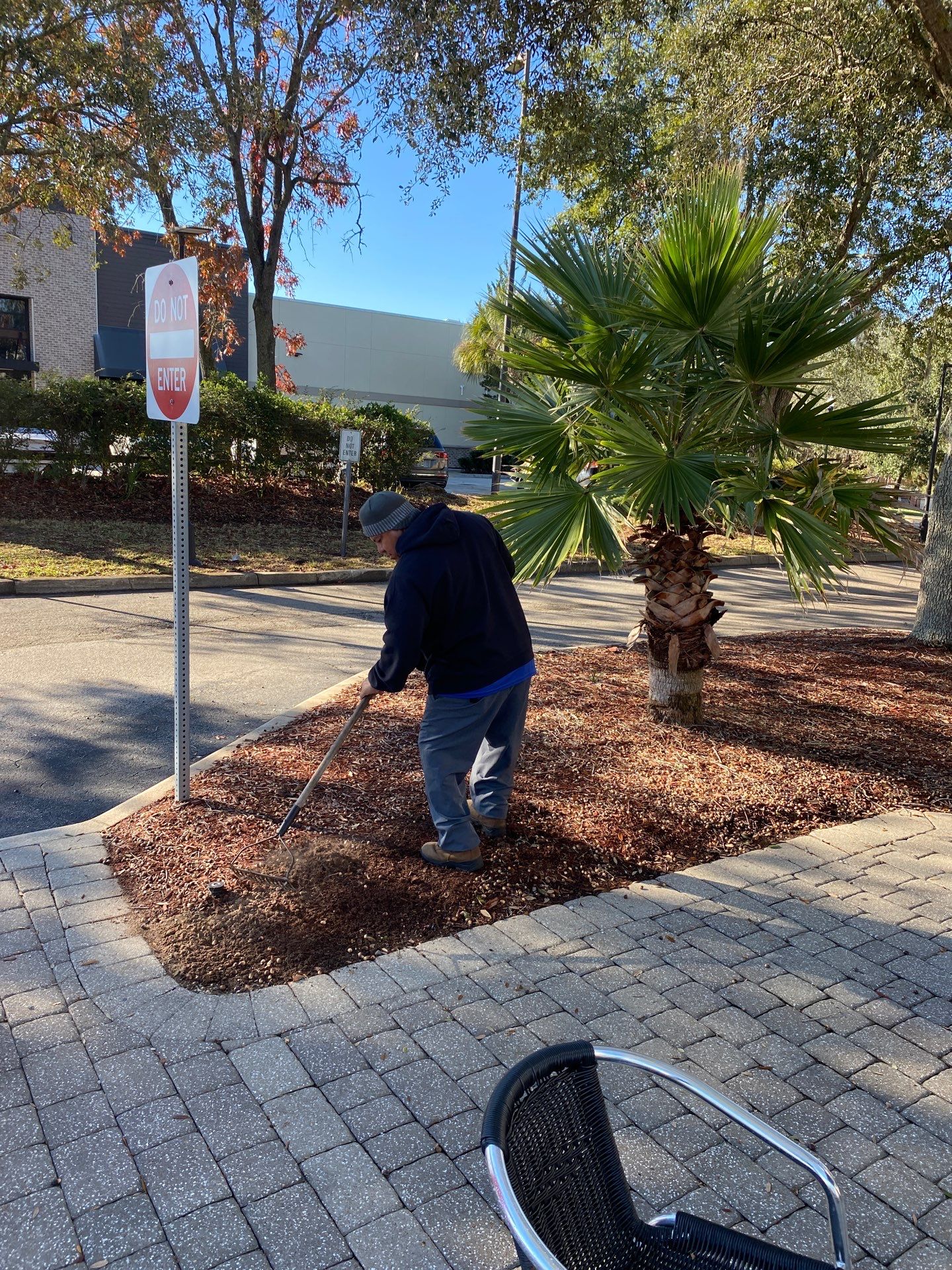 Larry’s Giant Subs | Rock & Mulch by ProGreen Services