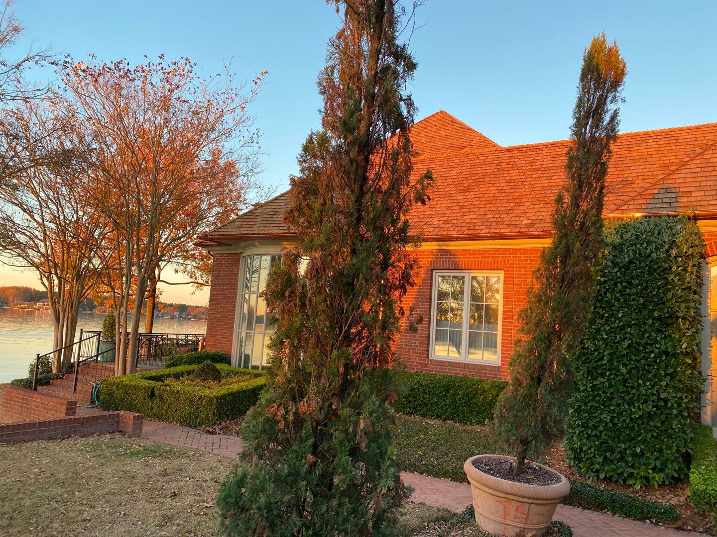 Certi Grade Cedar Perfection Shingles by Elite Roofing & Gutters