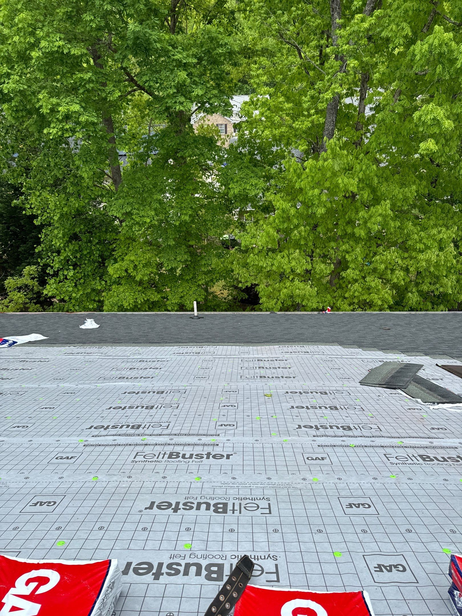 Project in Apex - Timberline HDZ Charcoal  by Pro Performance Roofing