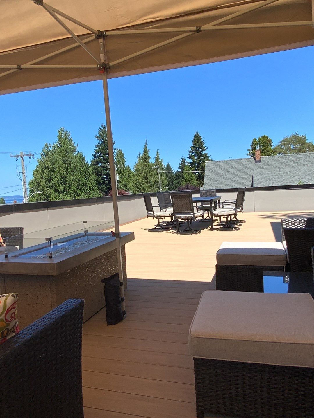 North Admiral Rooftop by Alki deck builders 