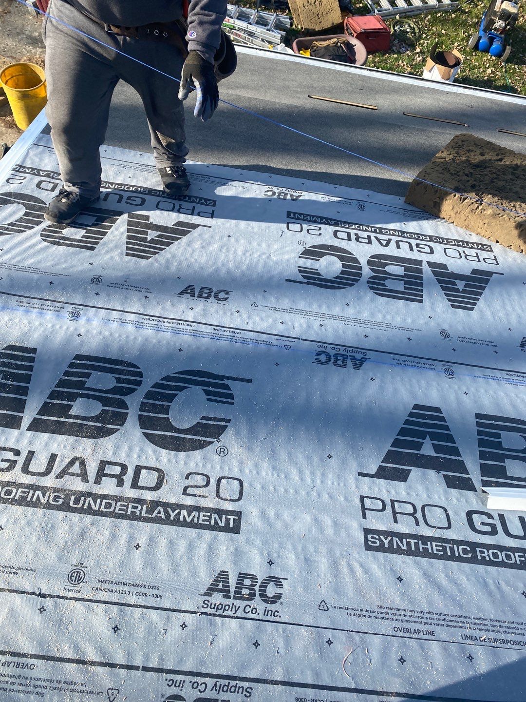 Residential Roofing Installation using Owens Corning Oakridge, Desert Tan by Absolute Roofing and Construction
