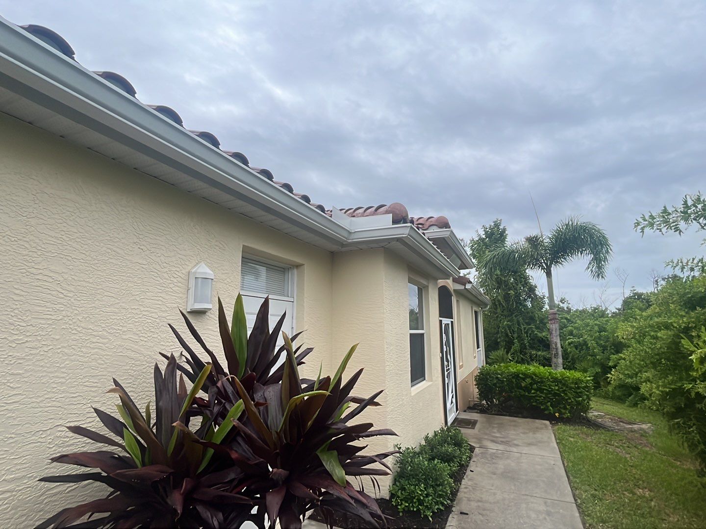 Splash Guard System for Coastal Roofs in Punta Gorda FL by Gutter Professors