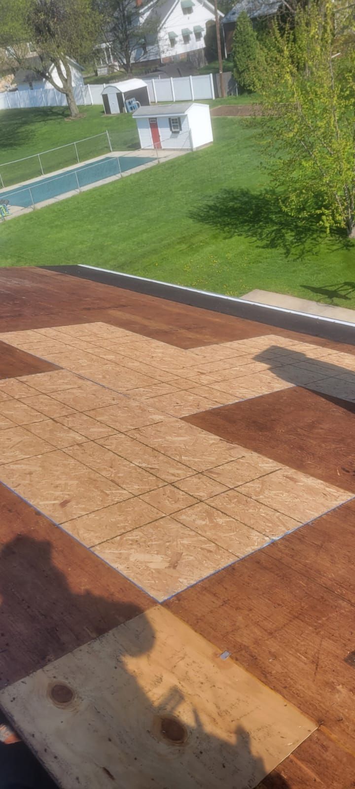 ATLAS PINNACLE COLOR: SUMMER STORM DRIP EDGE: WHITE by Eagle Eye Roofing