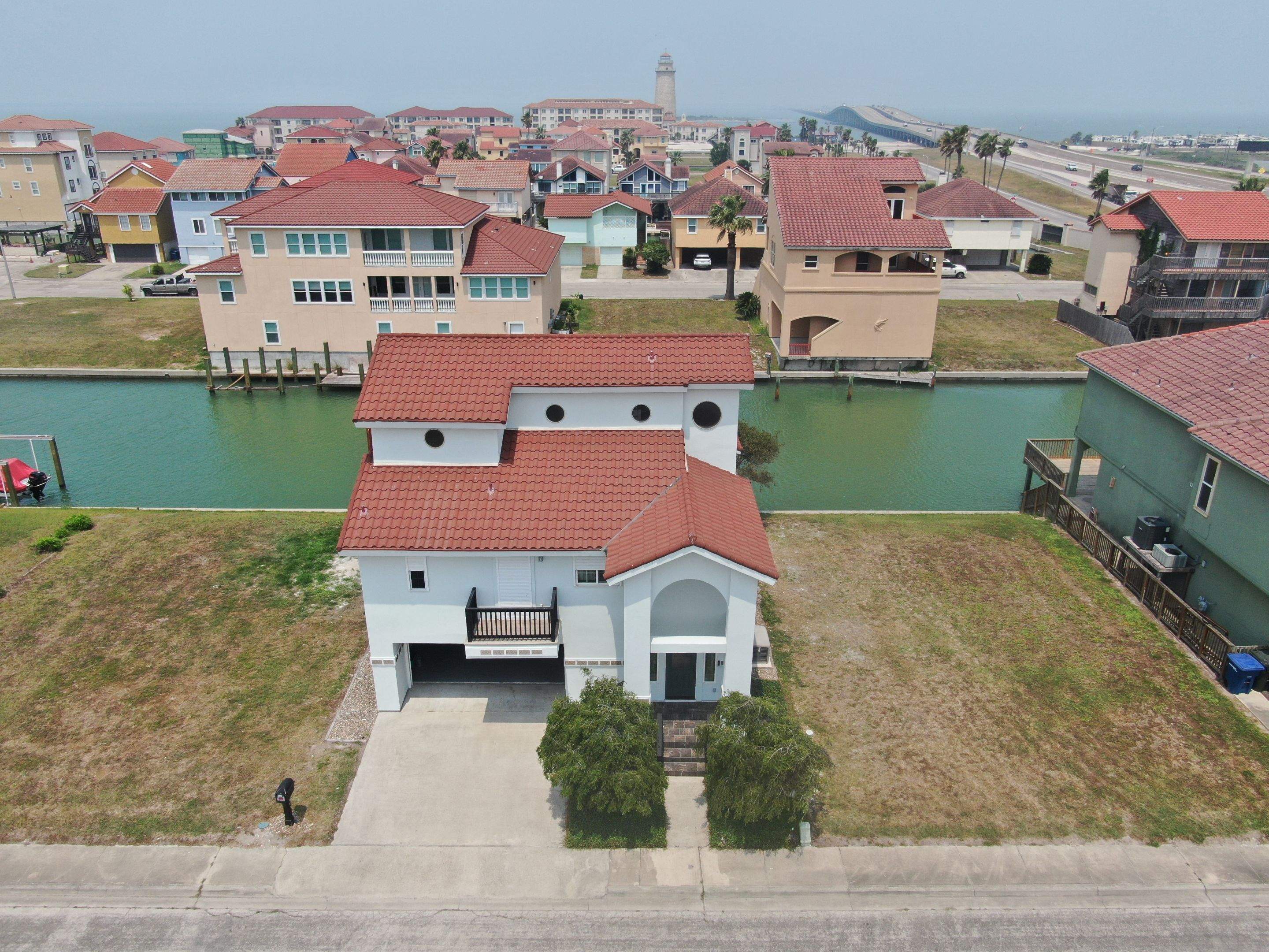 Waterfront Stucco Remastered by Bayfront Roofing and Construction