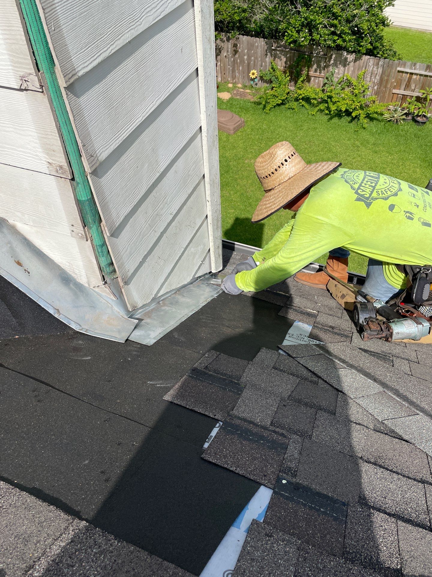 Hail Damage using Owen's Corning Duration (Lifetime) Shingles by Roof Repair Company