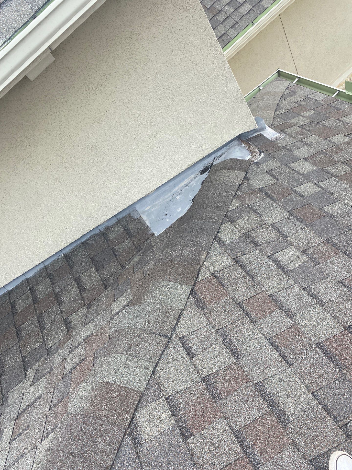 Hail Damage using Owen's Corning Duration (Lifetime) Shingles by Roof Repair Company