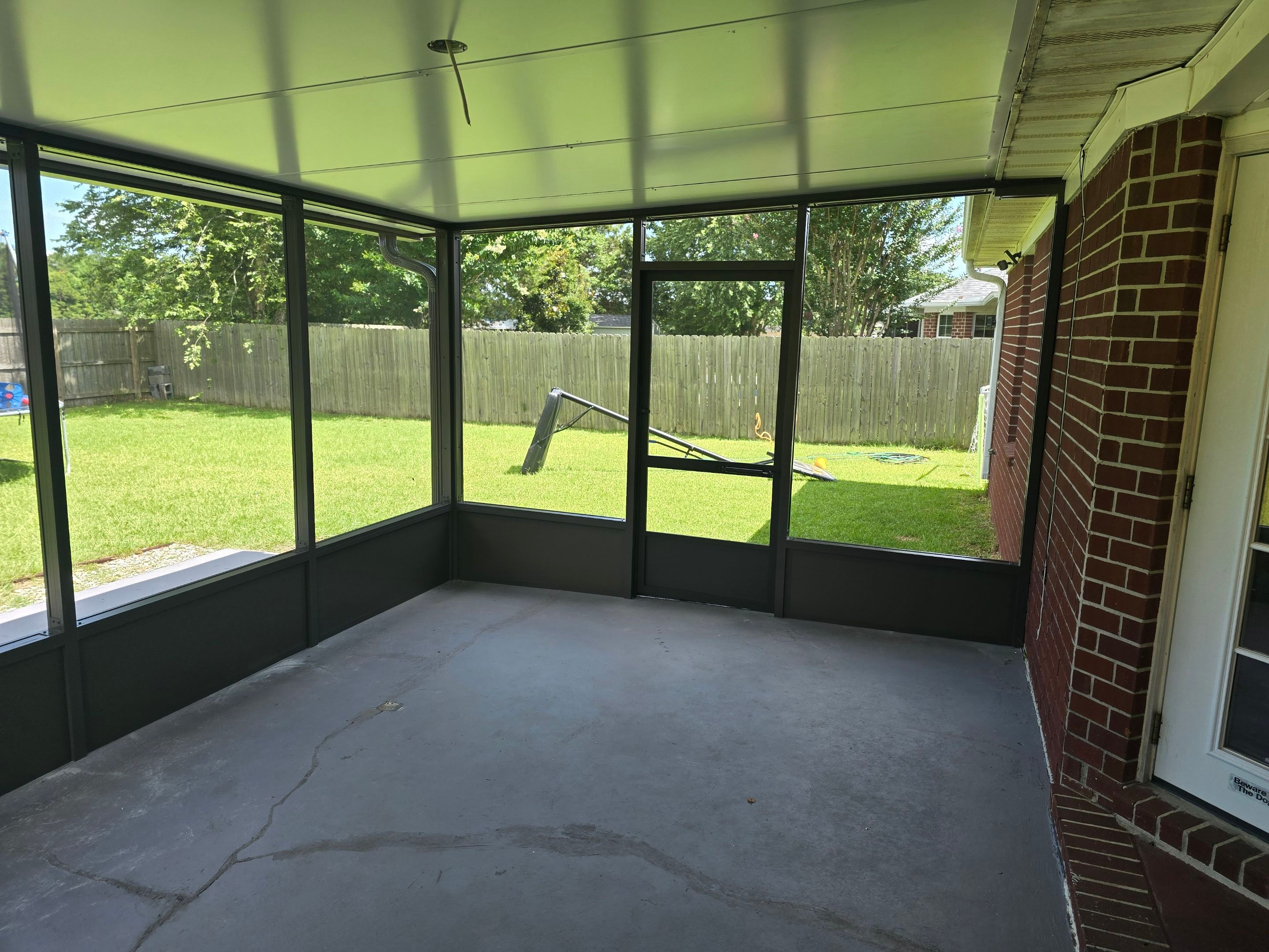 Screen Room Using Colorbeam by Titan Sunrooms