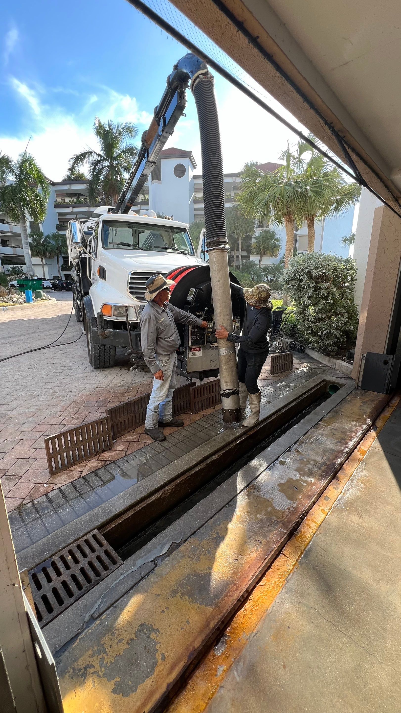 Condo Parking Garage Cleanup and Stormwater System Maintenance by APS Power & Water