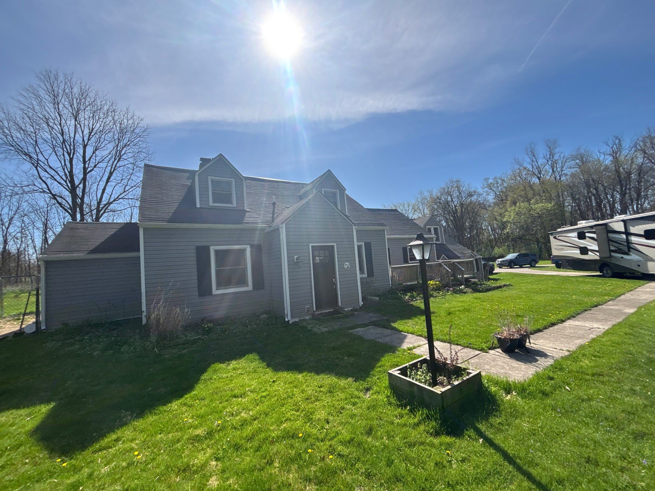 Roof Replacement using Atlas Pinnacle Pristine Pewter by 180 Contractors