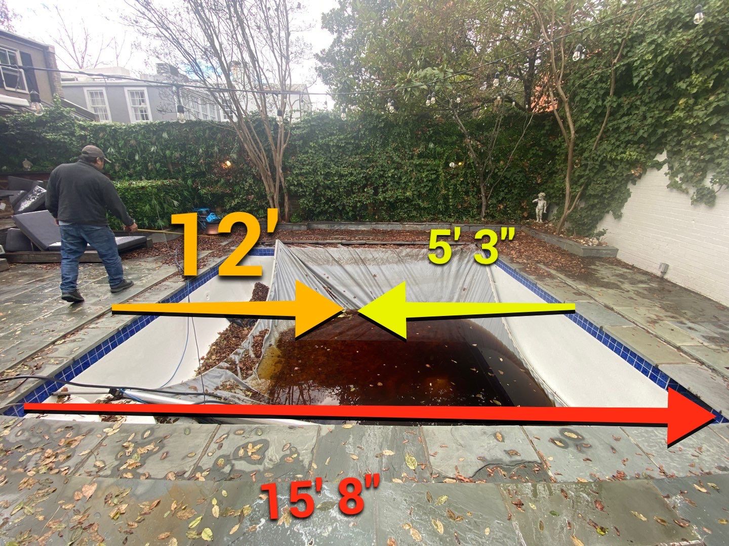 Automatic deking pool cover  by Jesus Master Handyman LLC 