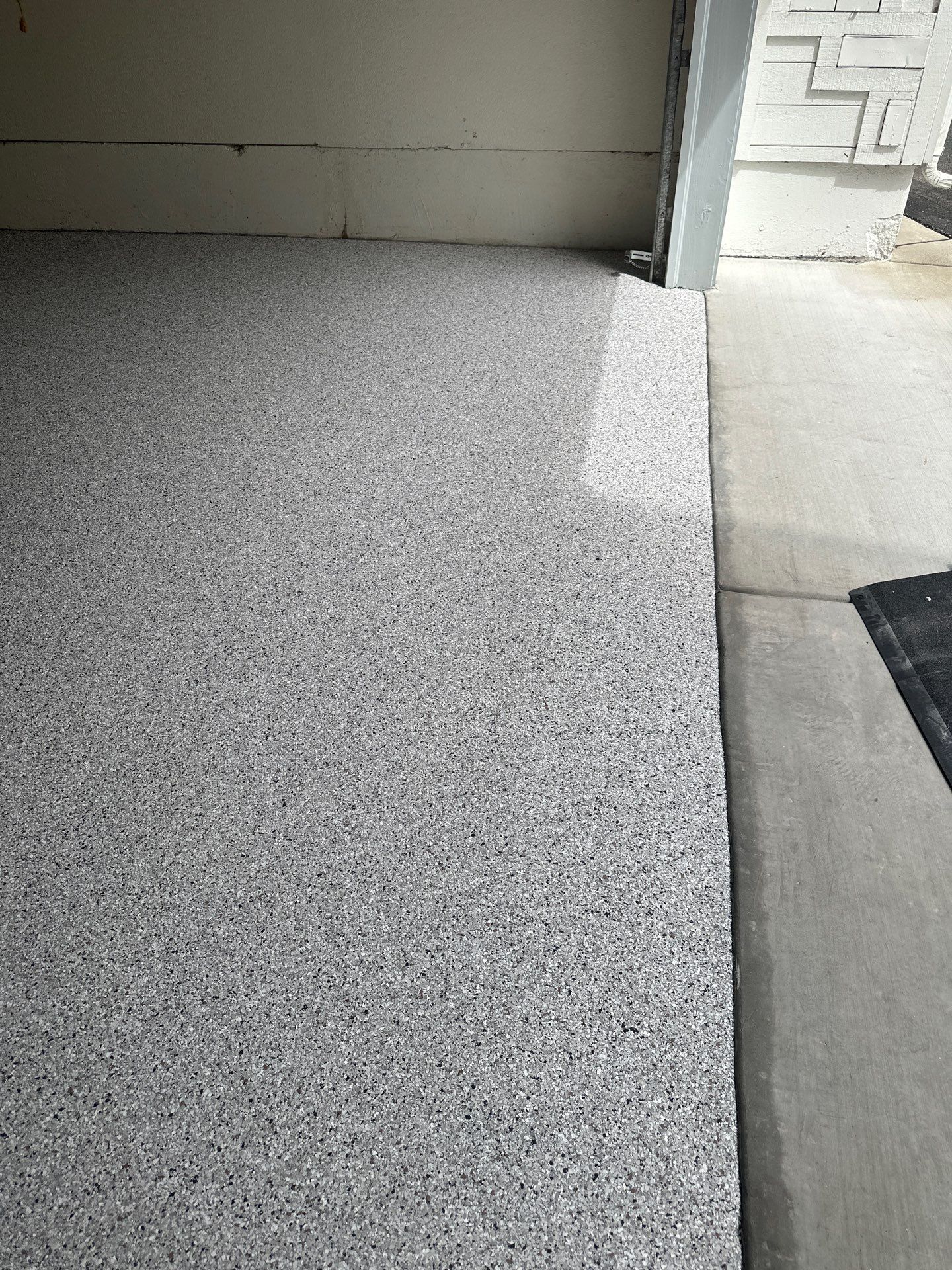 Garage Floor Resurfacing and Coyote Chip Coating in Morro Bay by MGP Coatings