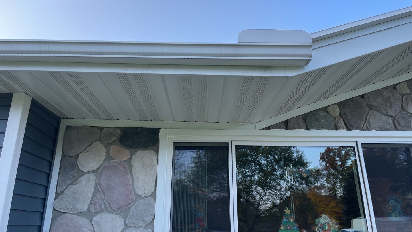 Siding Replacement using CertainTeed Restoration Classis D4 by 180 Contractors