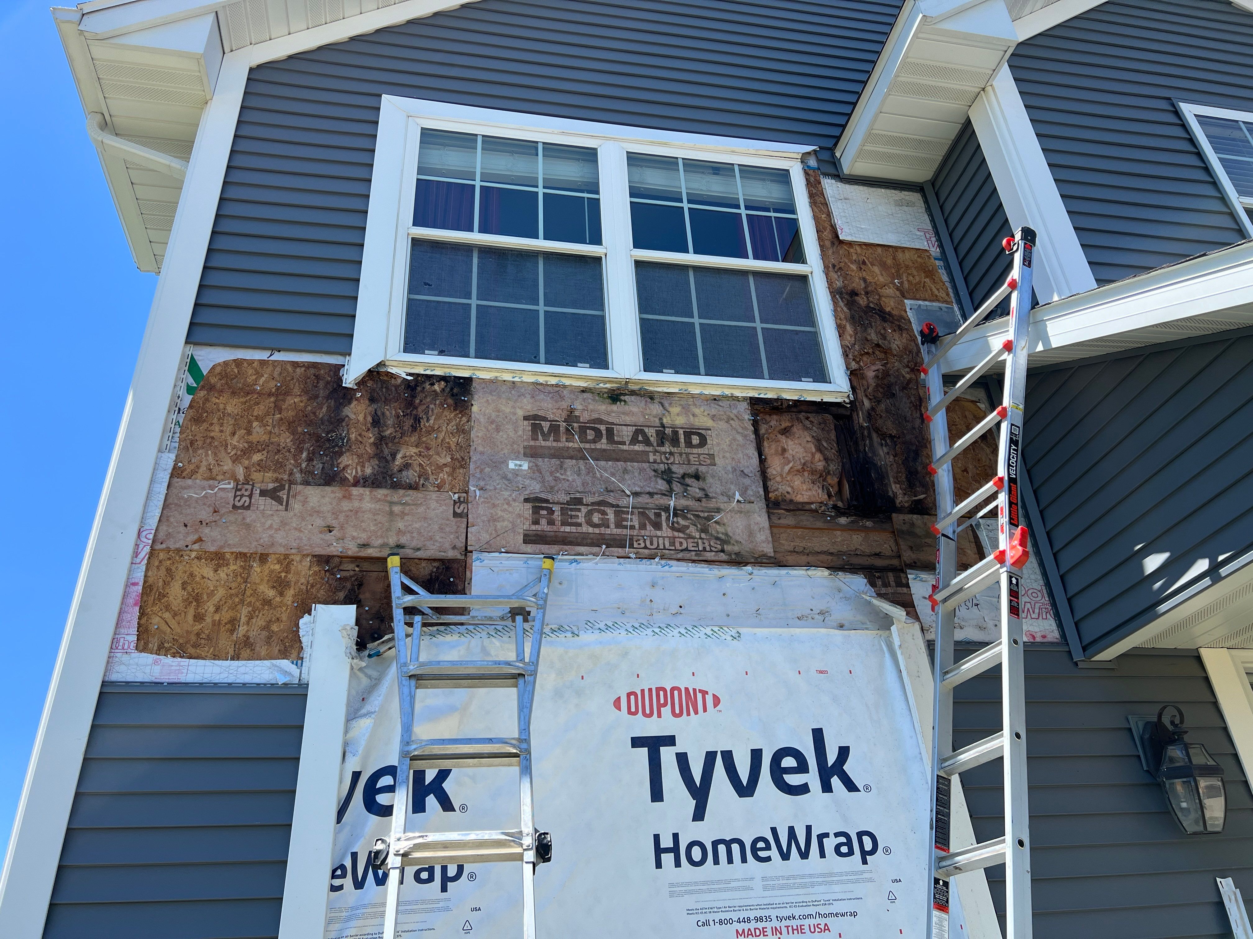 Window and siding replacment using Pella 250 series vinyl window by United Windows and Siding LLC